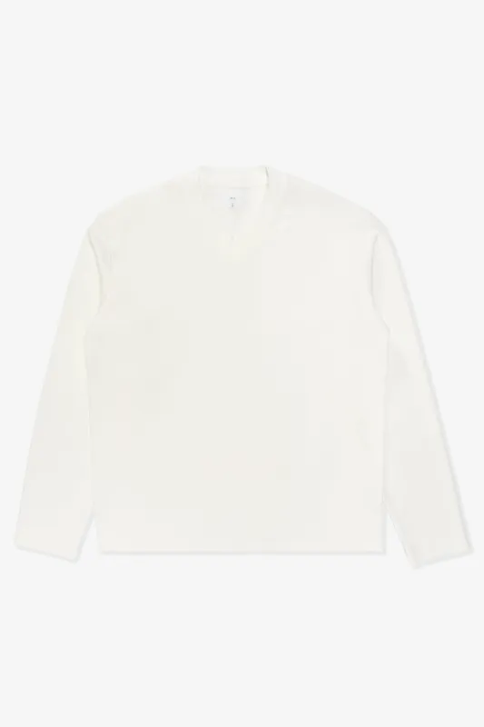 HIGH V-NECK T-SHIRT - WHITE made by Lady White Co.