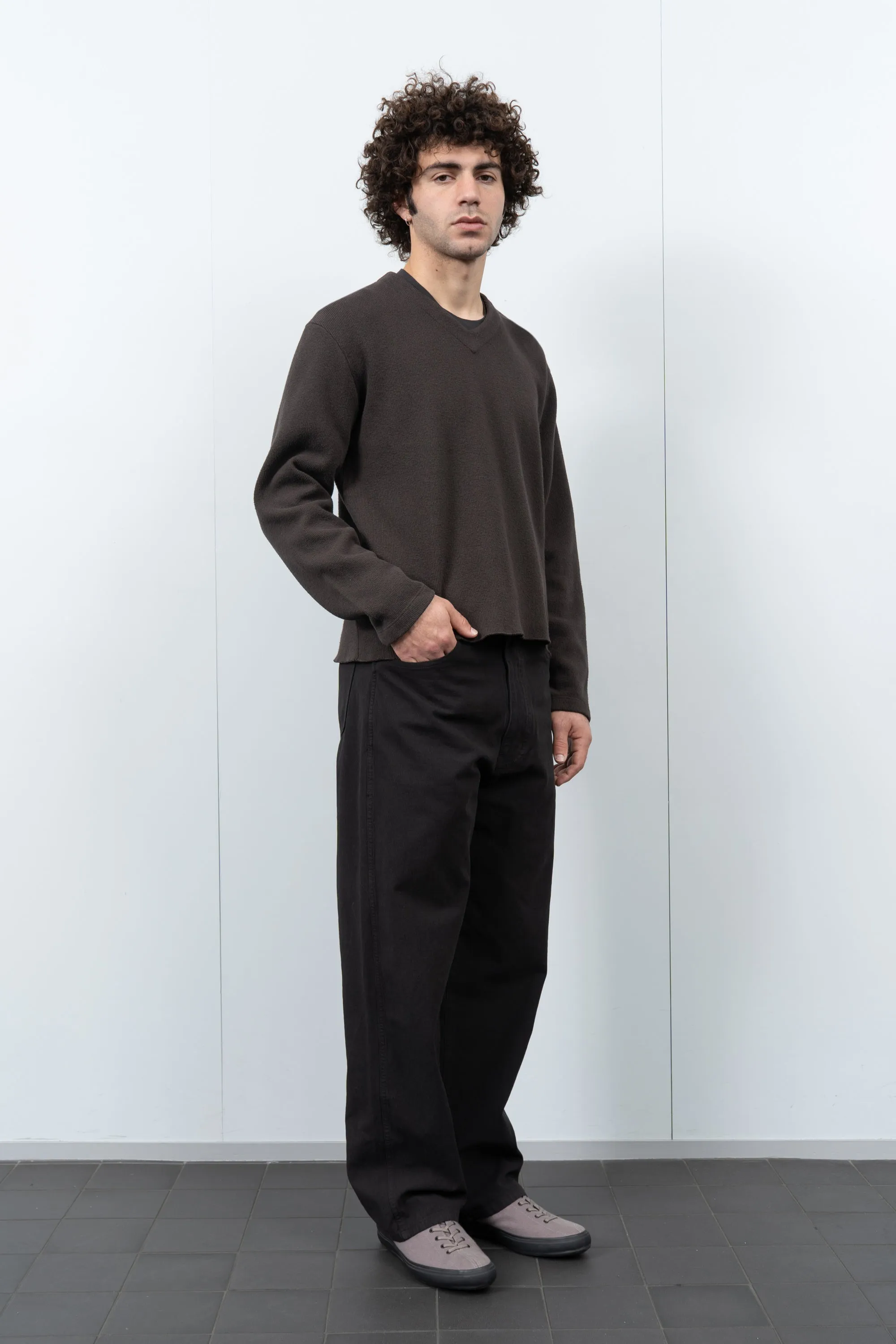 CROPPED V-NECK SWEATER - TIMBER sold by Lady White Co. product image thumbnail 2