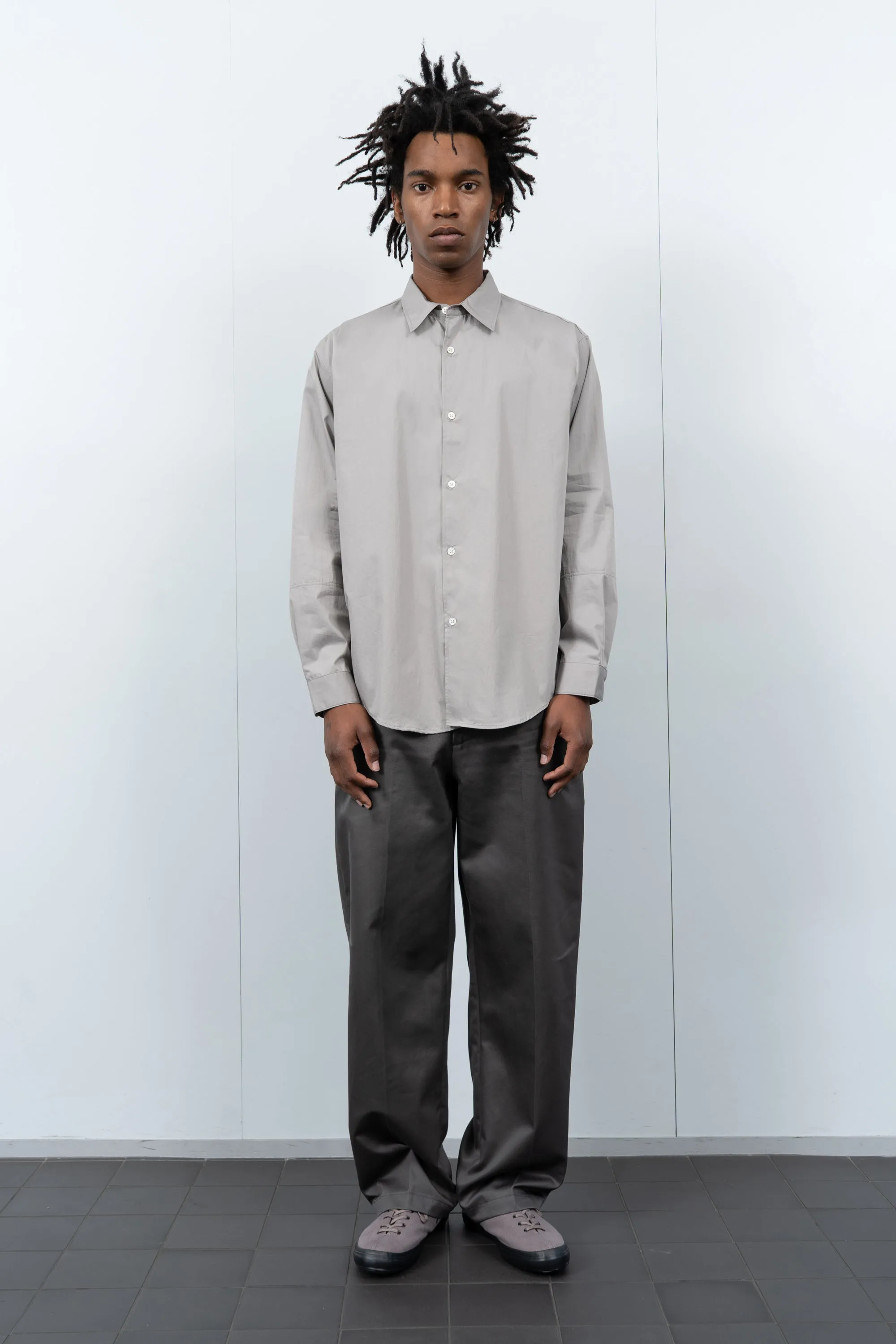 LYNN POPLIN L/S SHIRT - TRUE GREY sold by Lady White Co. product image thumbnail 2