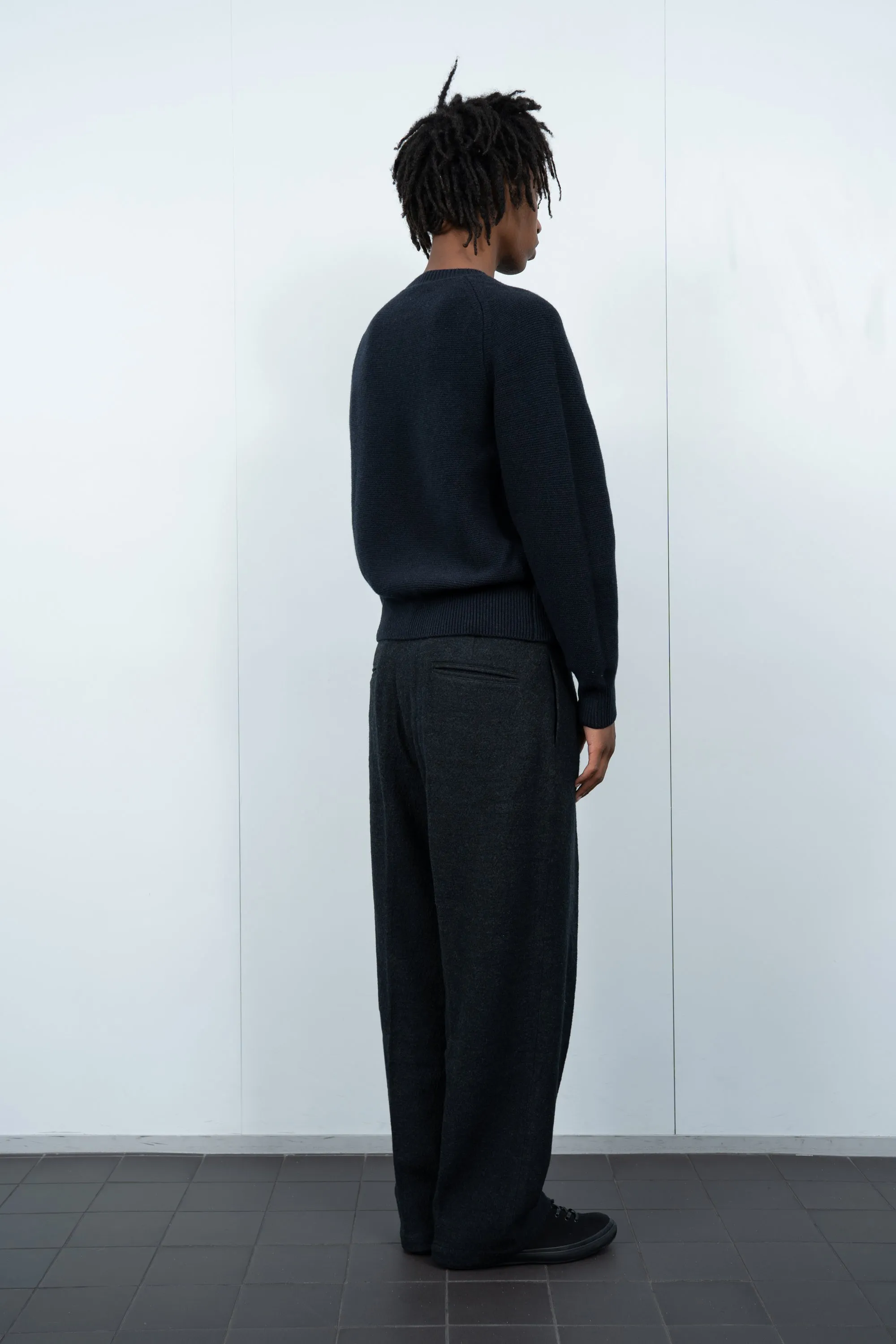 RAGLAN LINK SWEATER - DEEP NAVY sold by Lady White Co. product image thumbnail 3