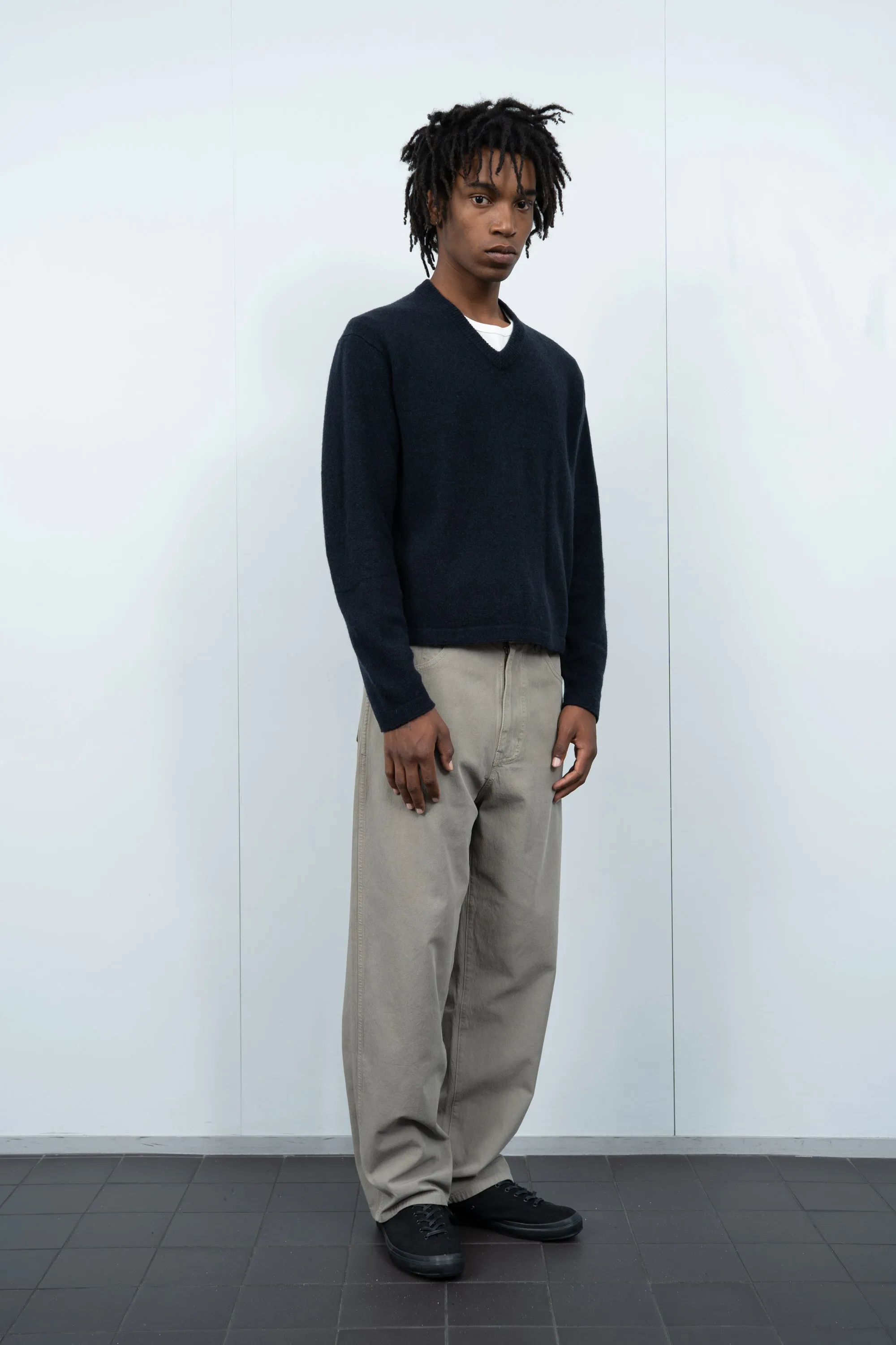 WOOL V-NECK SWEATER - DEEP NAVY sold by Lady White Co. product image thumbnail 2
