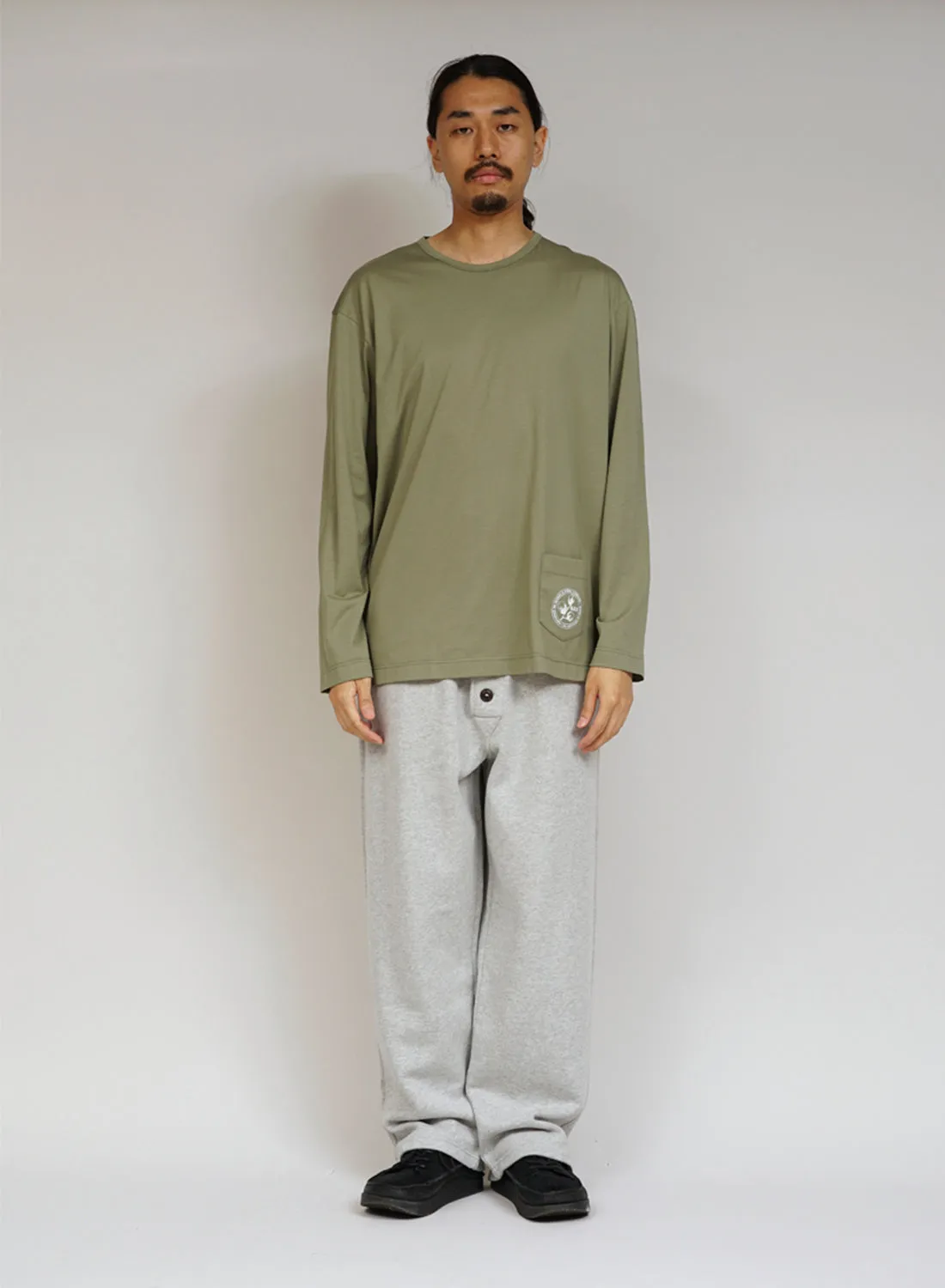 Nigel Cabourn x Sunspel Long Sleeve Pocket T-Shirt in Army Green sold by Nigel Cabourn product image thumbnail 3