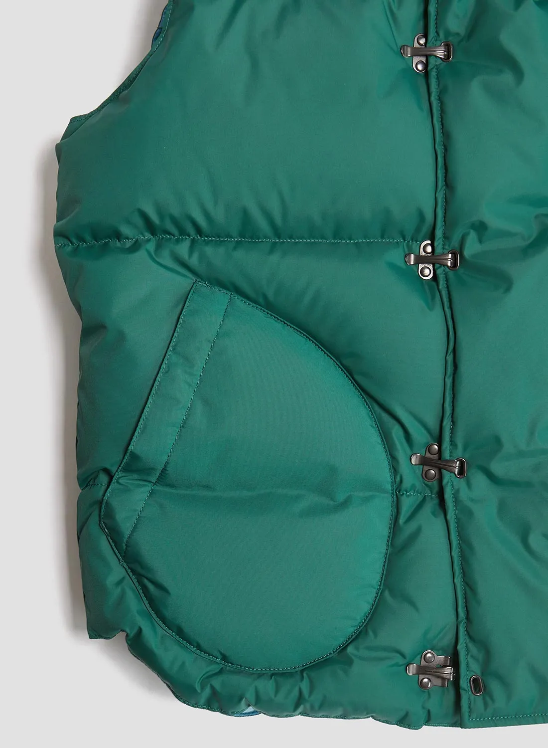 Rocky Mountain Featherbed x Nigel Cabourn Down Vest Clip in Green sold by Nigel Cabourn product image thumbnail 5