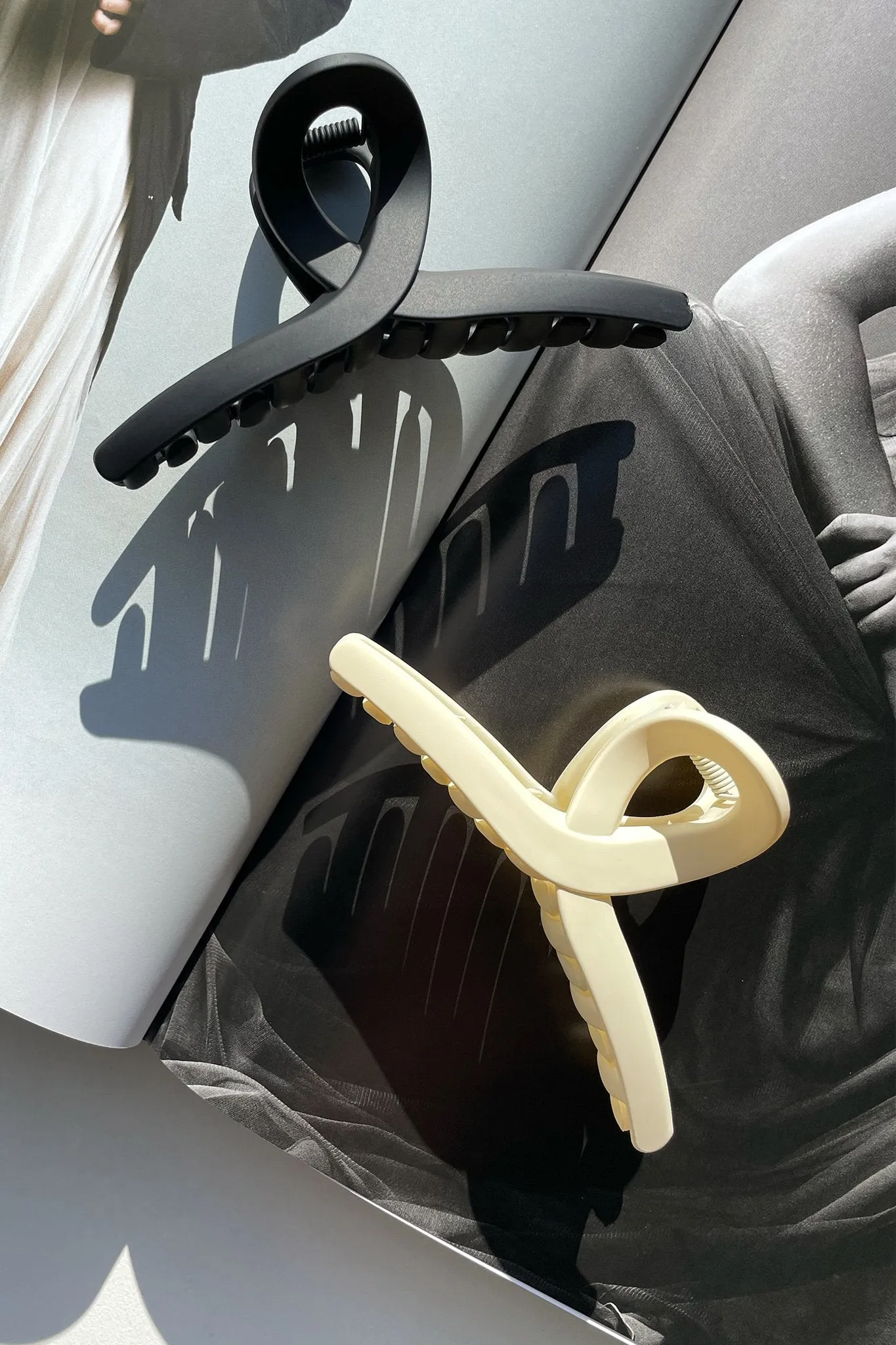 Swan Claw Clips 2 Pack- Black/Cream sold by Thats So Fetch product image thumbnail 3