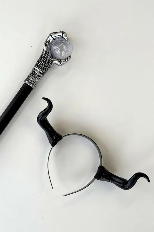 Mistress of Evil 2 Piece Accessory Kit sold by Thats So Fetch