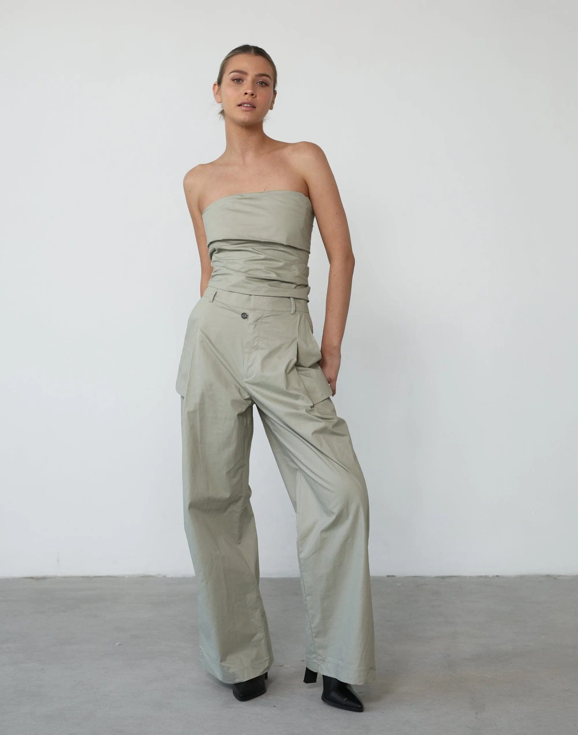 Smokeshow Pant (Sage) - By Lioness sold by Charcoal Clothing product image thumbnail 5