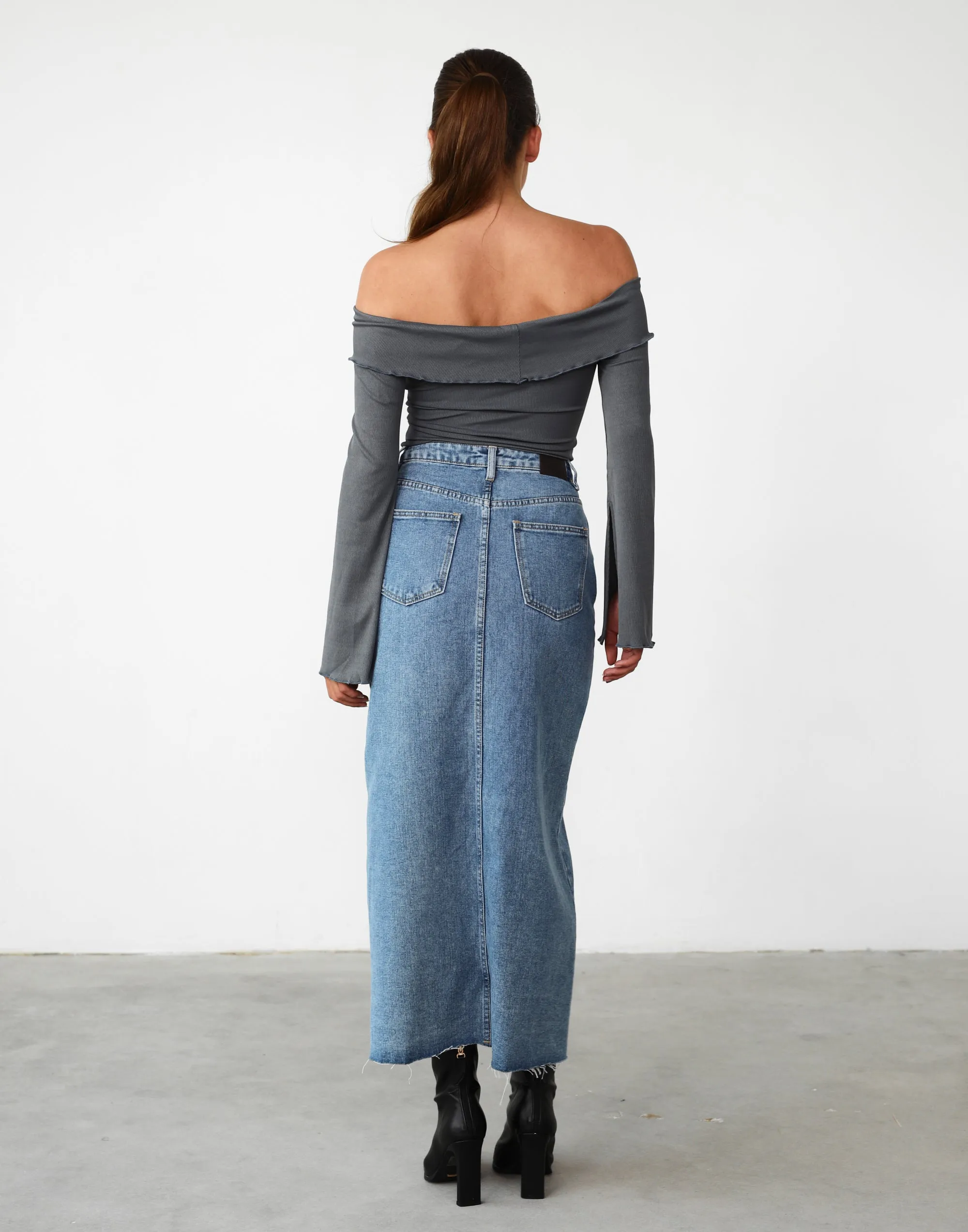 Jess Long Sleeve Top (Charcoal) sold by Charcoal Clothing product image thumbnail 4