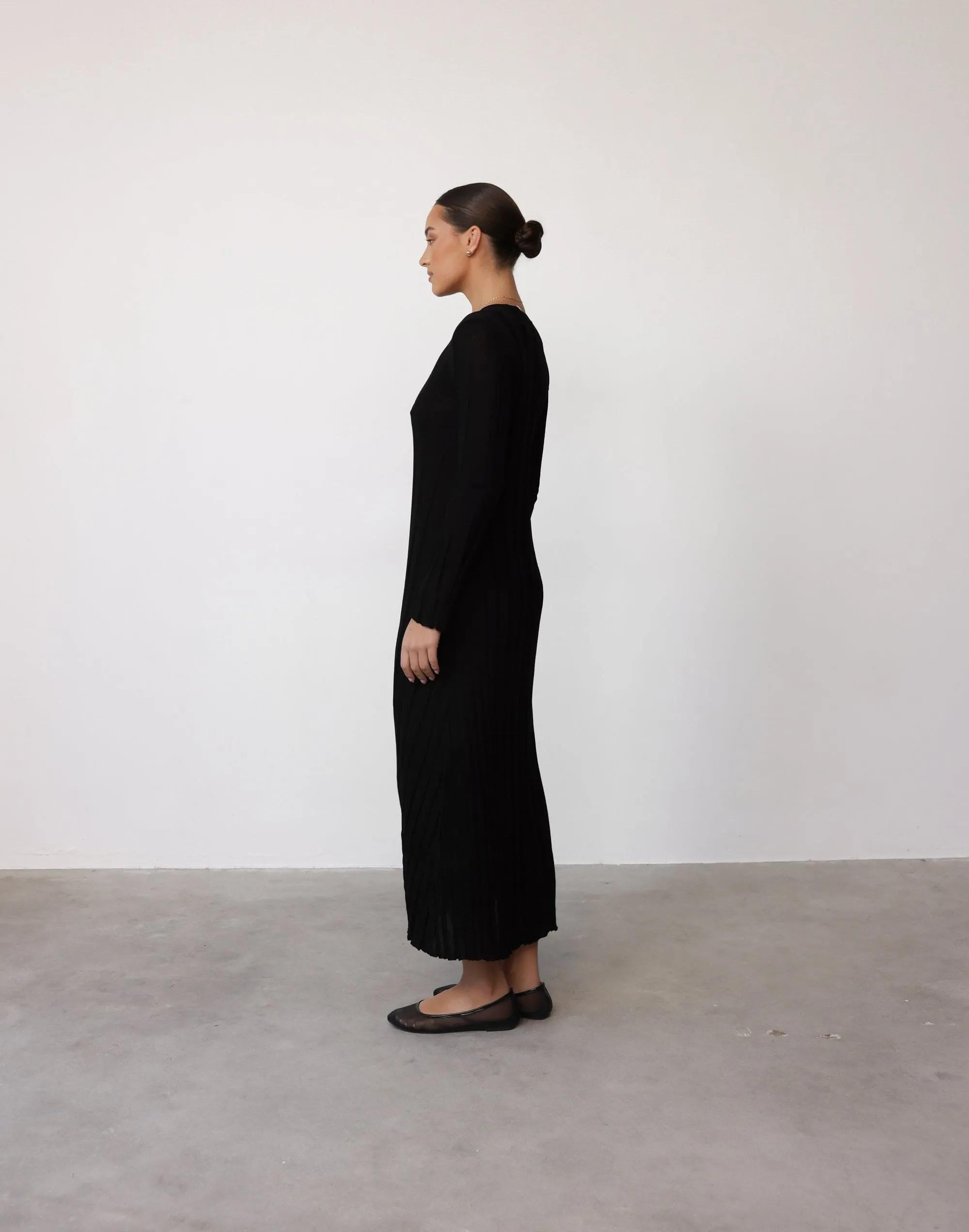 Jemima Long Sleeve Maxi Dress (Black) sold by Charcoal Clothing product image thumbnail 3