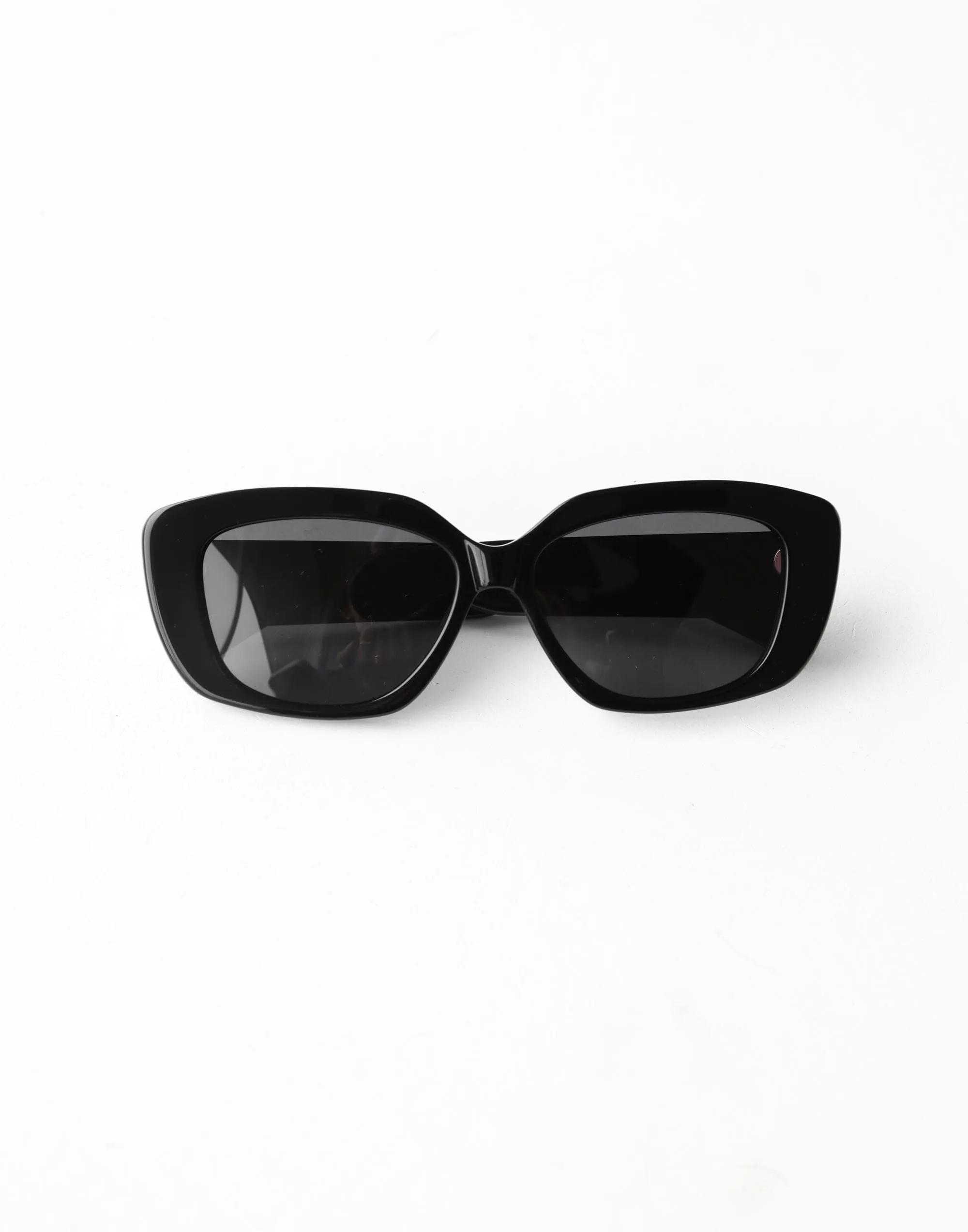 The Illiana Sunglasses (Black-Black) - By Banbé sold by Charcoal Clothing product image thumbnail 2