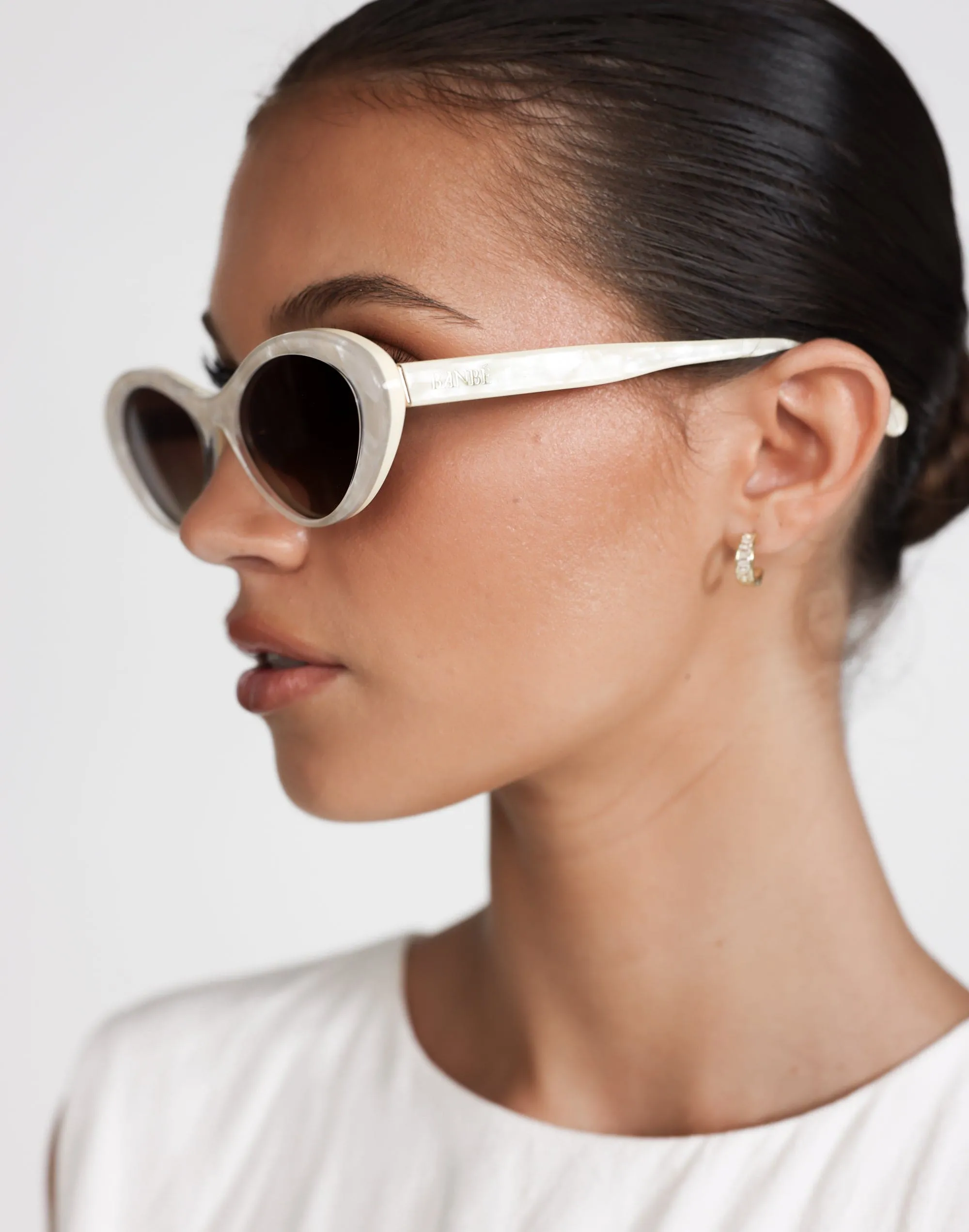 The Ferragni Sunglasses (Cream Tort Honey Fade) - By Banbé sold by Charcoal Clothing product image thumbnail 5
