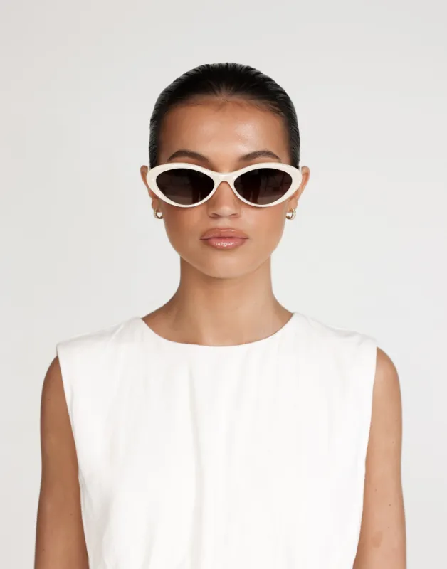 The Ferragni Sunglasses (Cream Tort Honey Fade) - By Banbé sold by Charcoal Clothing