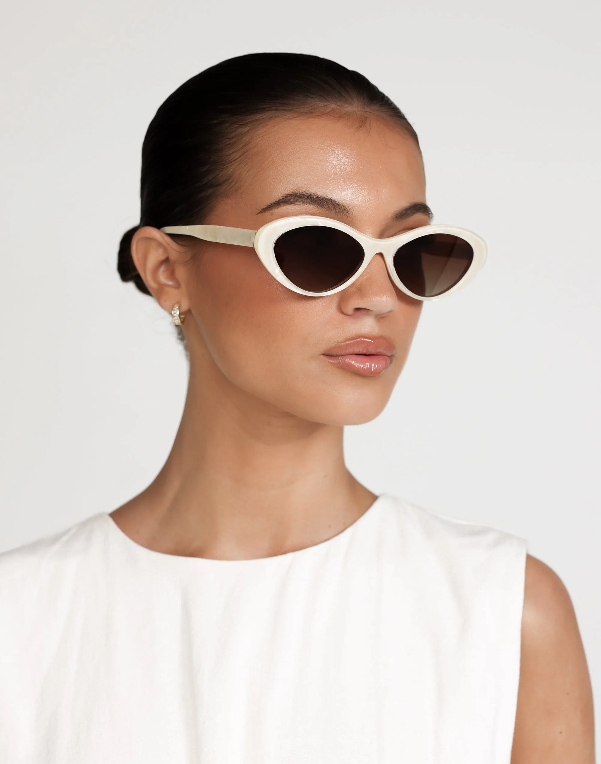The Ferragni Sunglasses (Cream Tort Honey Fade) - By Banbé sold by Charcoal Clothing product image thumbnail 4