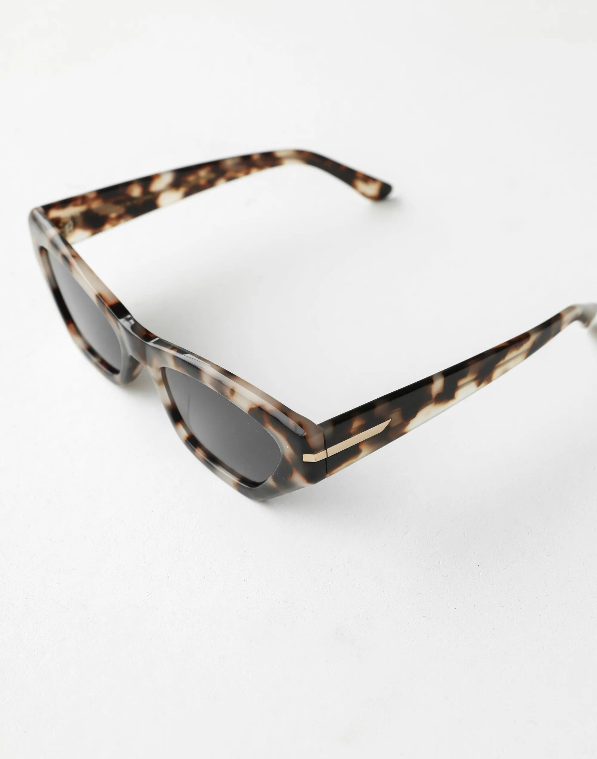 The Ellingson Sunglasses (Marble Tort Jet) - By Banbé sold by Charcoal Clothing product image thumbnail 3
