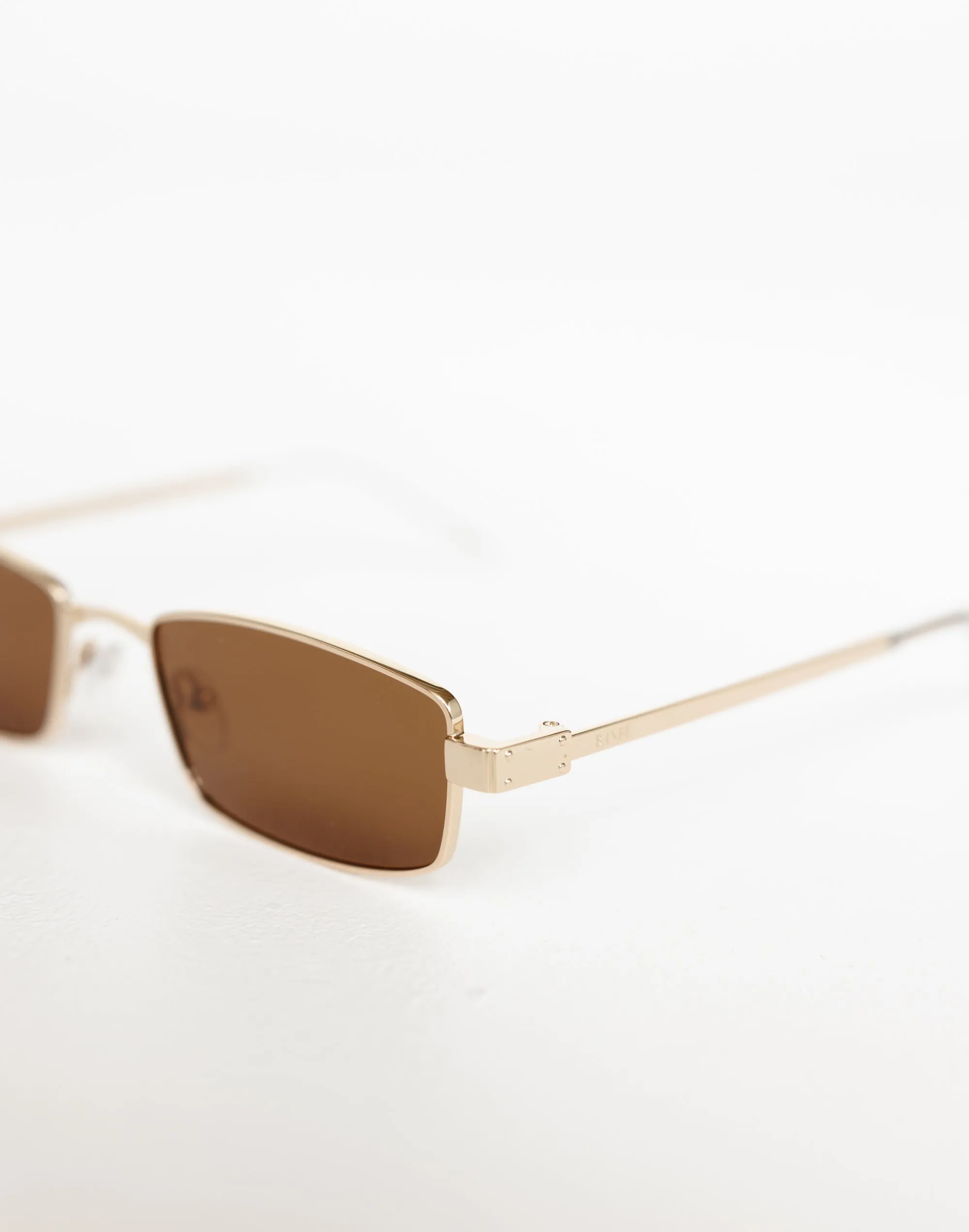 The Monroe Sunglasses (Gold-Brown) - By Banb sold by Charcoal Clothing product image thumbnail 4