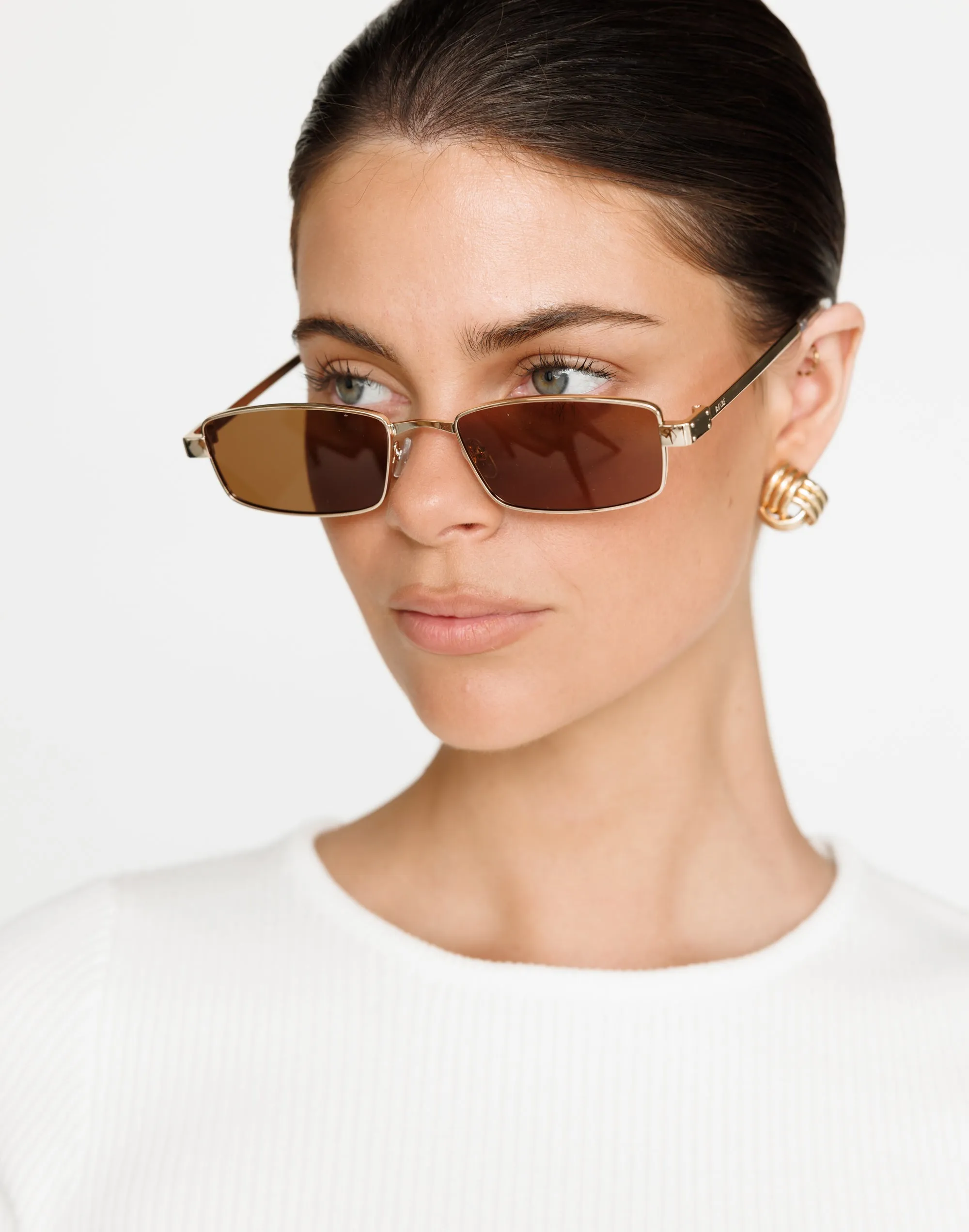 The Monroe Sunglasses (Gold-Brown) - By Banb sold by Charcoal Clothing product image thumbnail 5