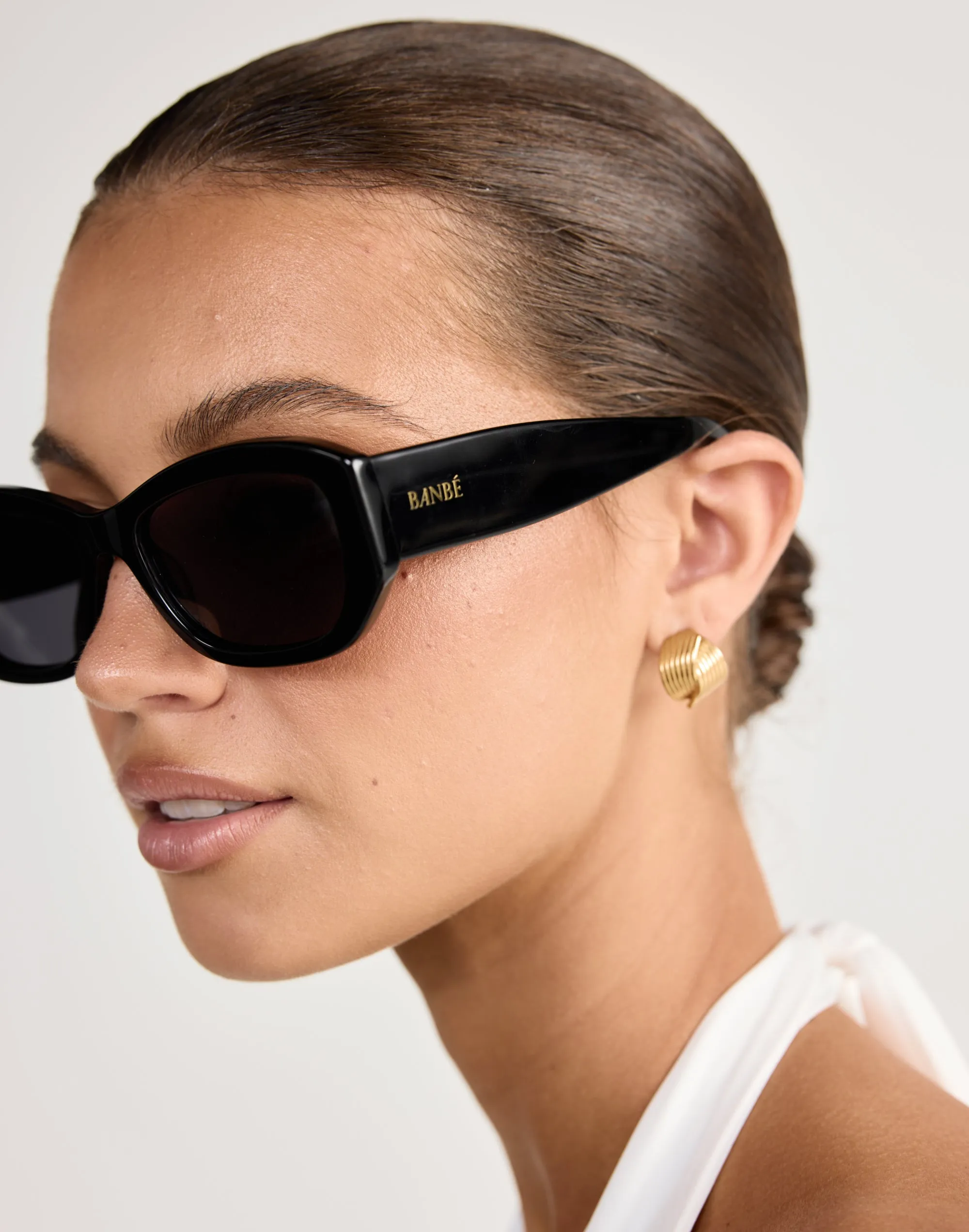 The Diaz Sunglasses (Black-Black) - By Banbé sold by Charcoal Clothing product image thumbnail 5