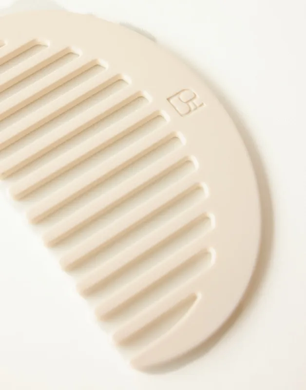 Charcoal Hair Comb (Oat) made by Charcoal Clothing