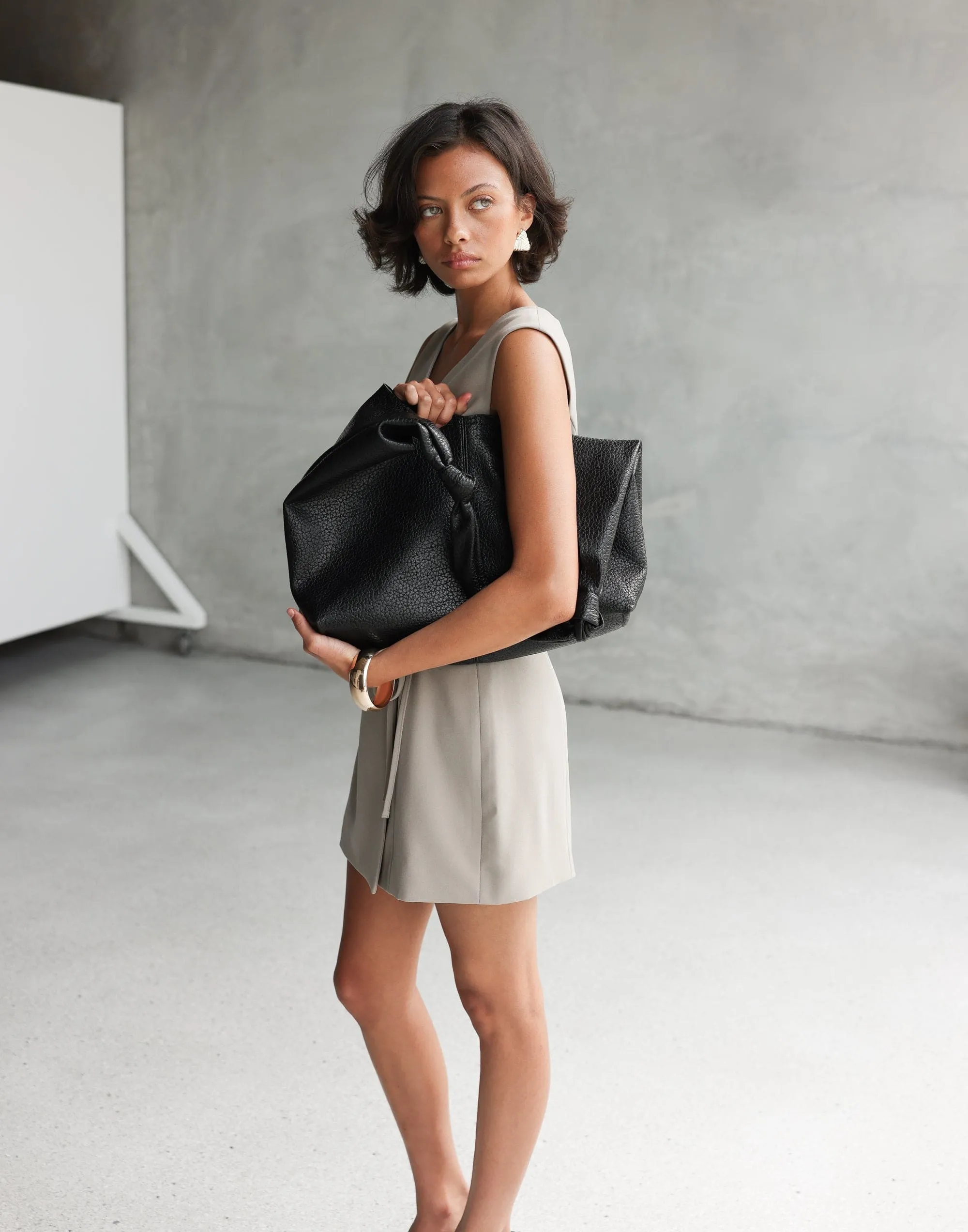 Giuliana Shoulder Bag (Black) - By Billini sold by Charcoal Clothing product image thumbnail 4