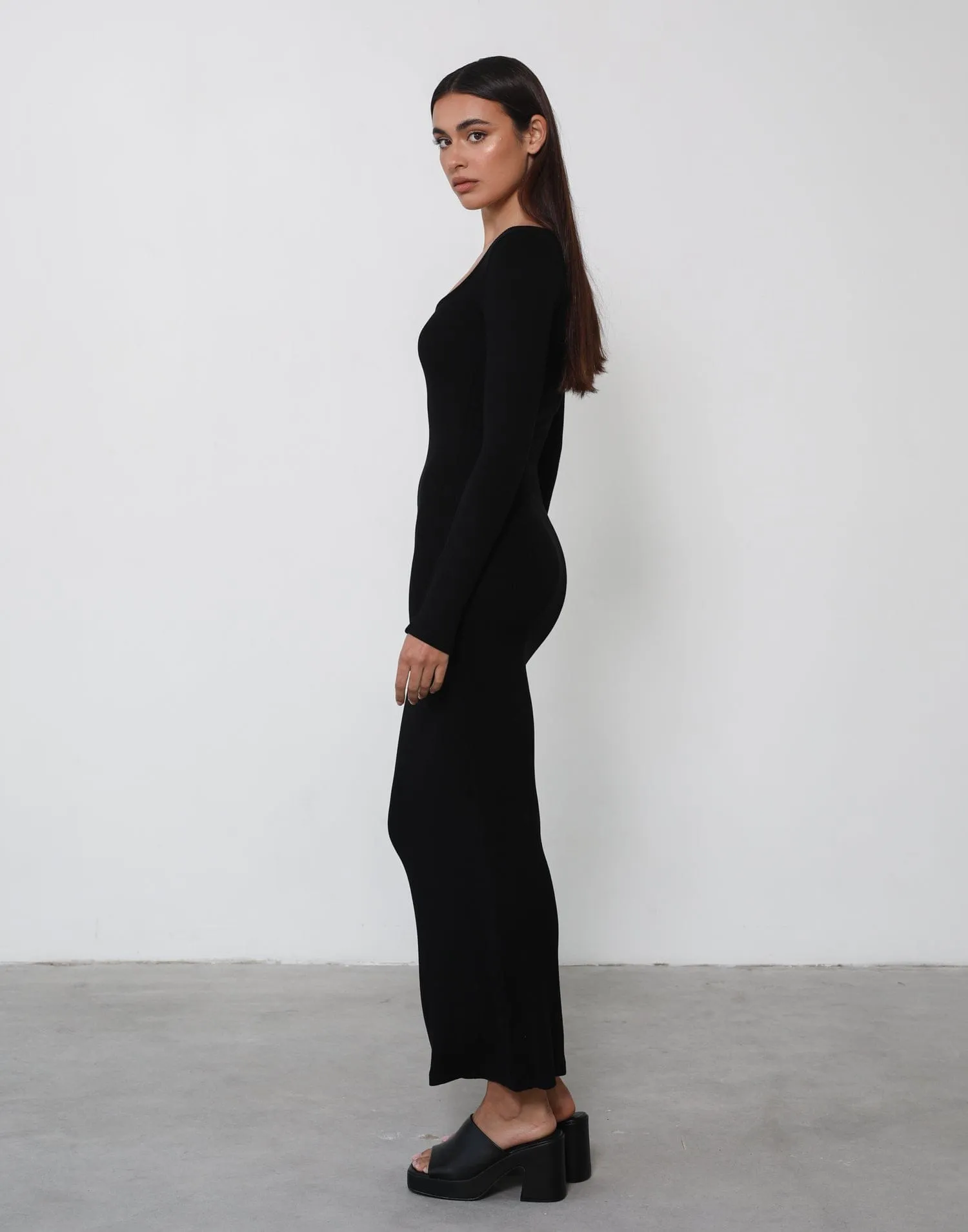 Zamira Long Sleeve Maxi Dress (Black) sold by Charcoal Clothing product image thumbnail 2