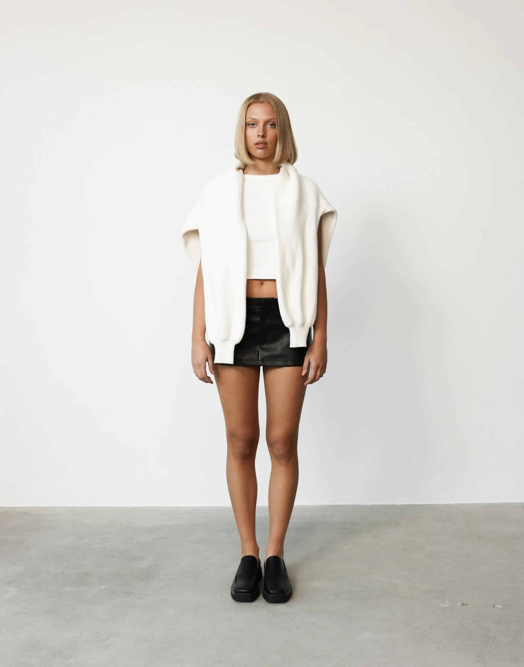 Rhode Mini (Onyx) - By Lioness sold by Charcoal Clothing product image thumbnail 4