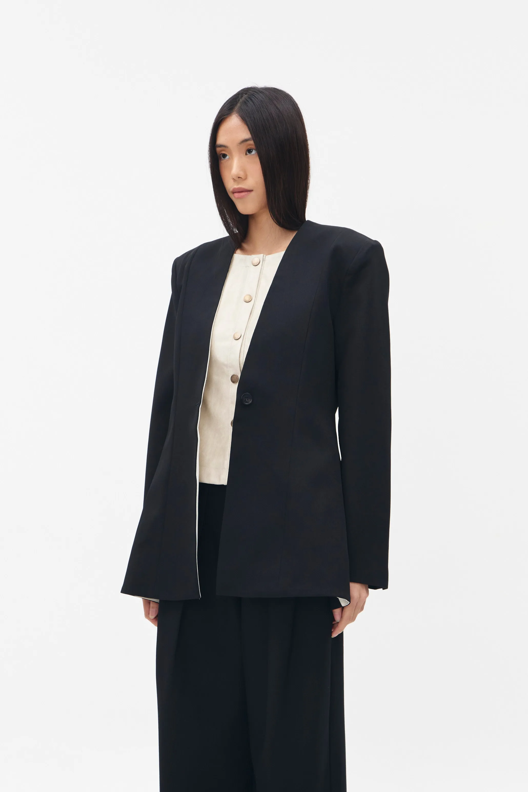 LUMIERE BLAZER BLACK sold by Callie Cotton product image thumbnail 3