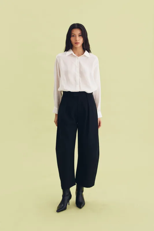 SOOTHE SHIRT WHITE - CALLIE ft. IRANI VIANZA made by Callie Cotton