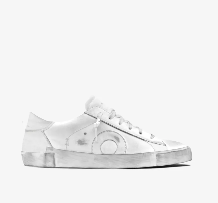 Demi | White Wall sold by Oliver Cabell