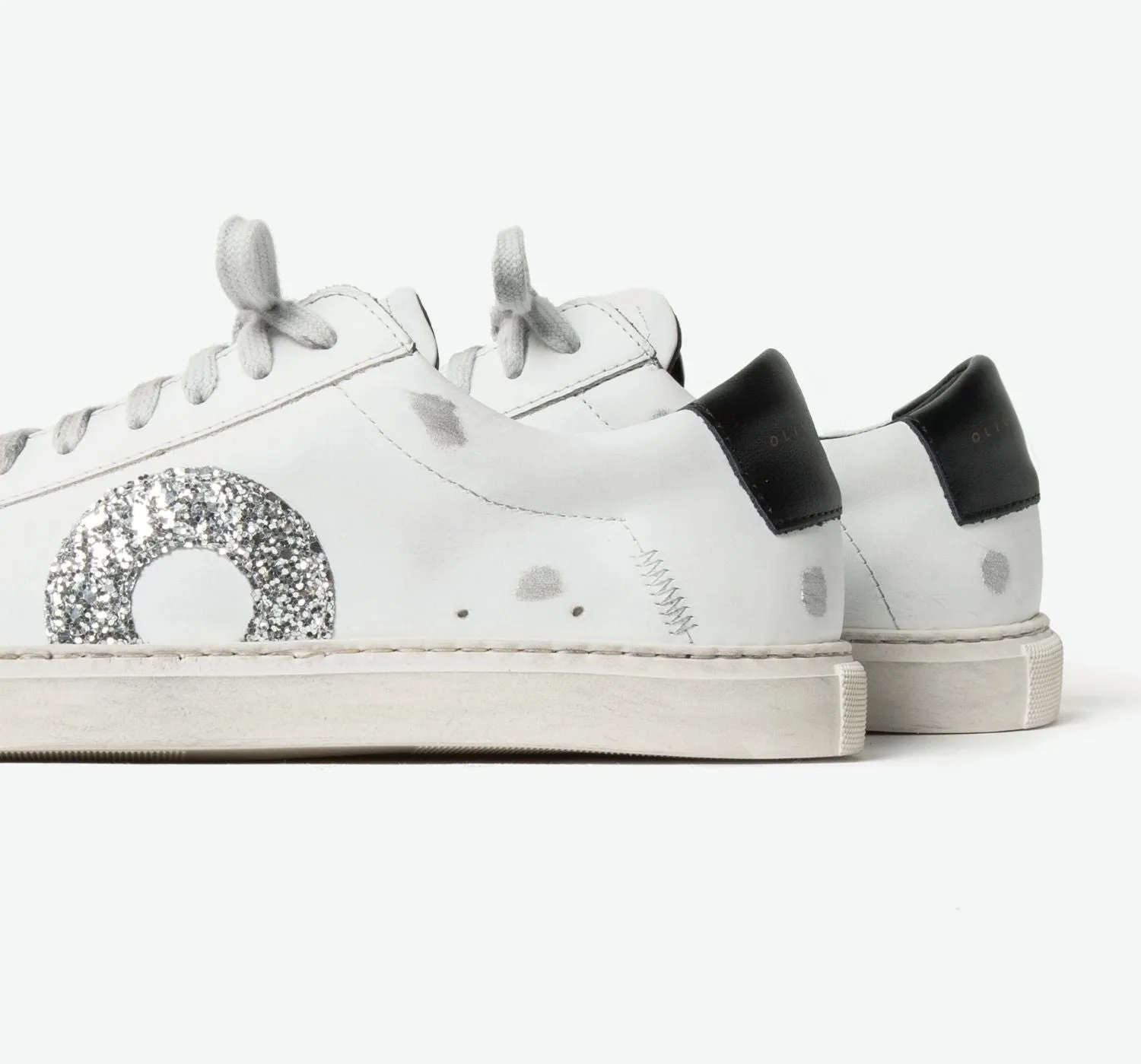 Low 1 | Essential sold by Oliver Cabell product image thumbnail 2