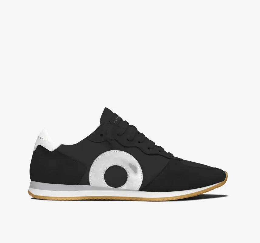 Runner | Daybreak sold by Oliver Cabell