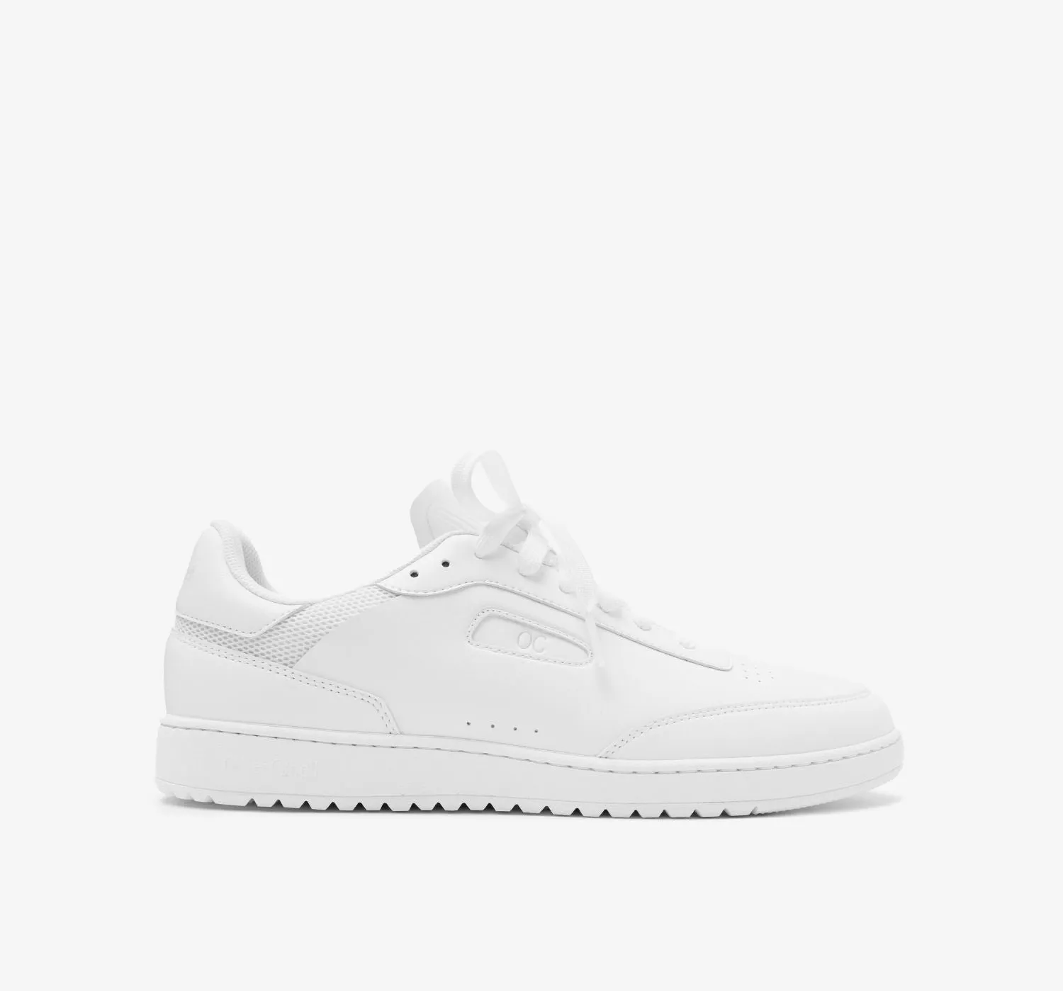 694 Golf | White sold by Oliver Cabell