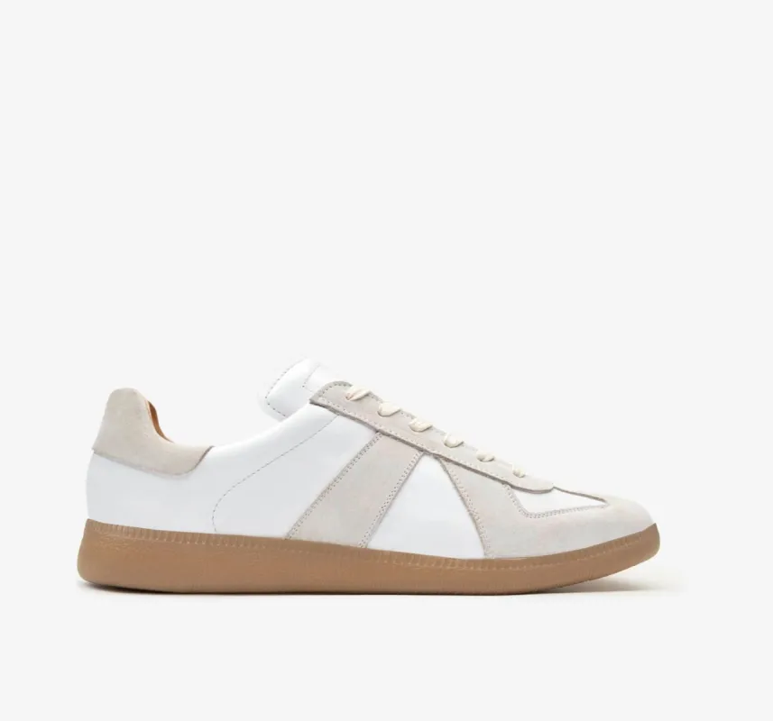 GAT | White sold by Oliver Cabell