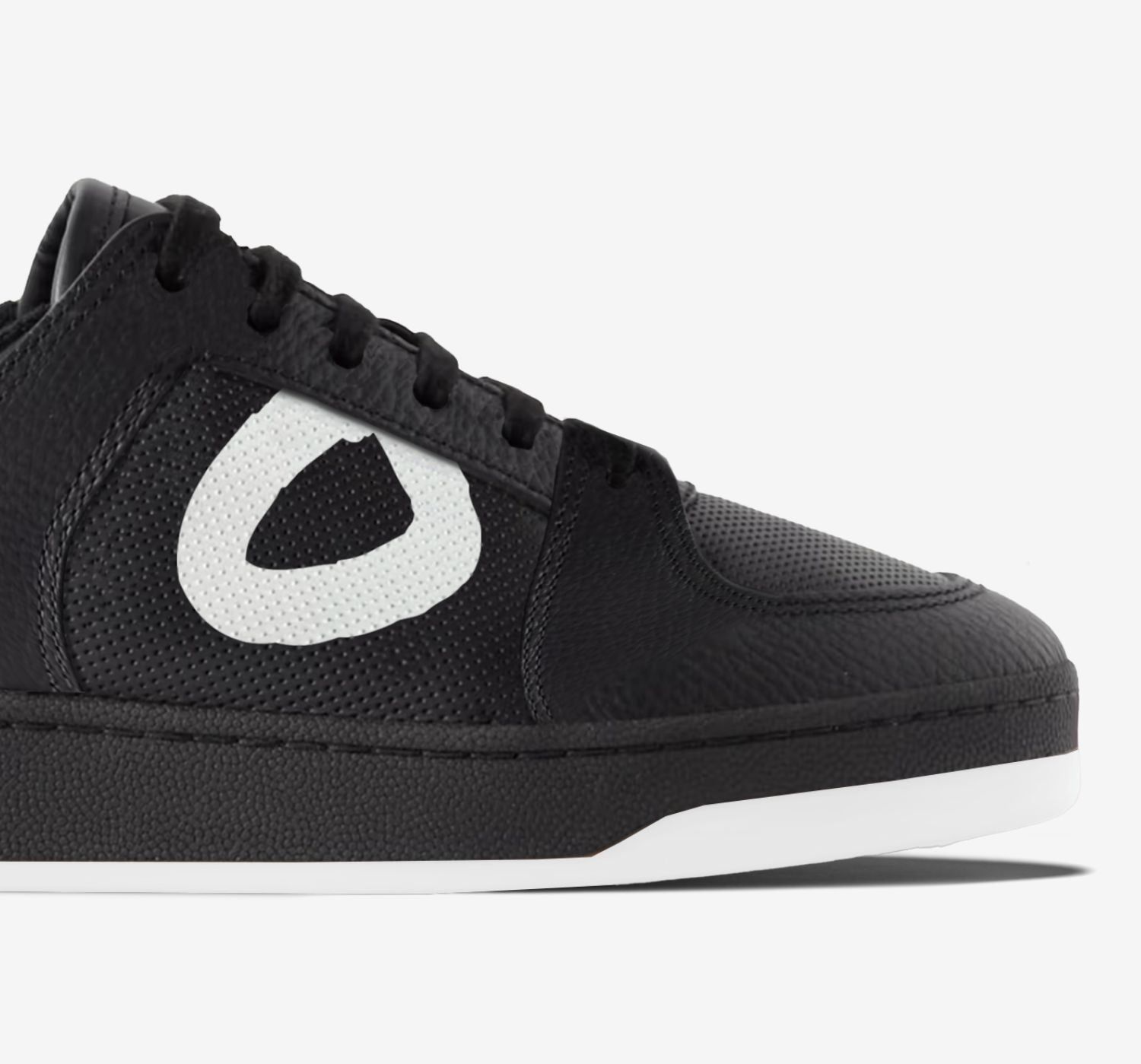 Bull | Core Black sold by Oliver Cabell product image thumbnail 3