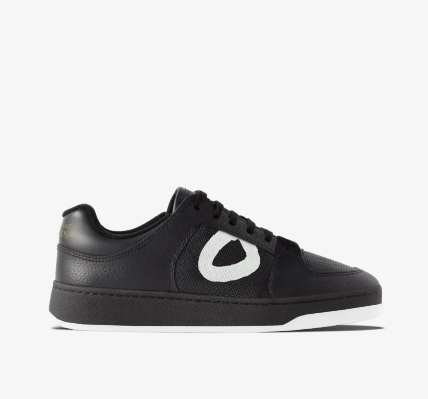 Bull | Core Black sold by Oliver Cabell