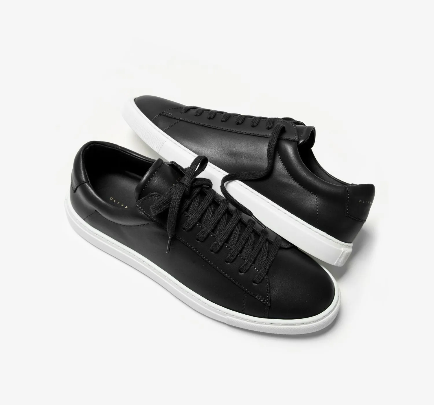 Low 1 | Black sold by Oliver Cabell product image thumbnail 5