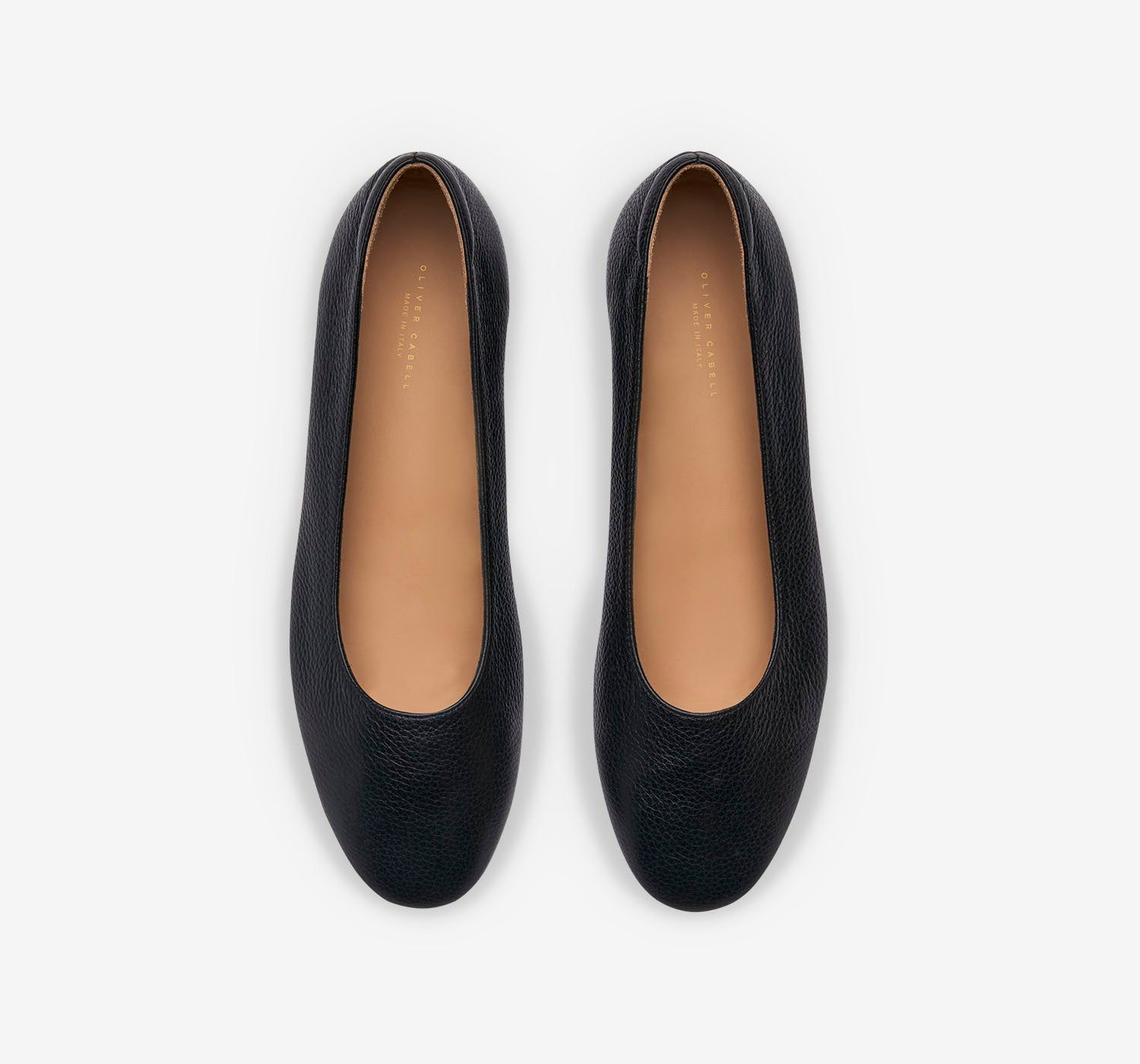 Dream Flat | Black sold by Oliver Cabell product image thumbnail 3