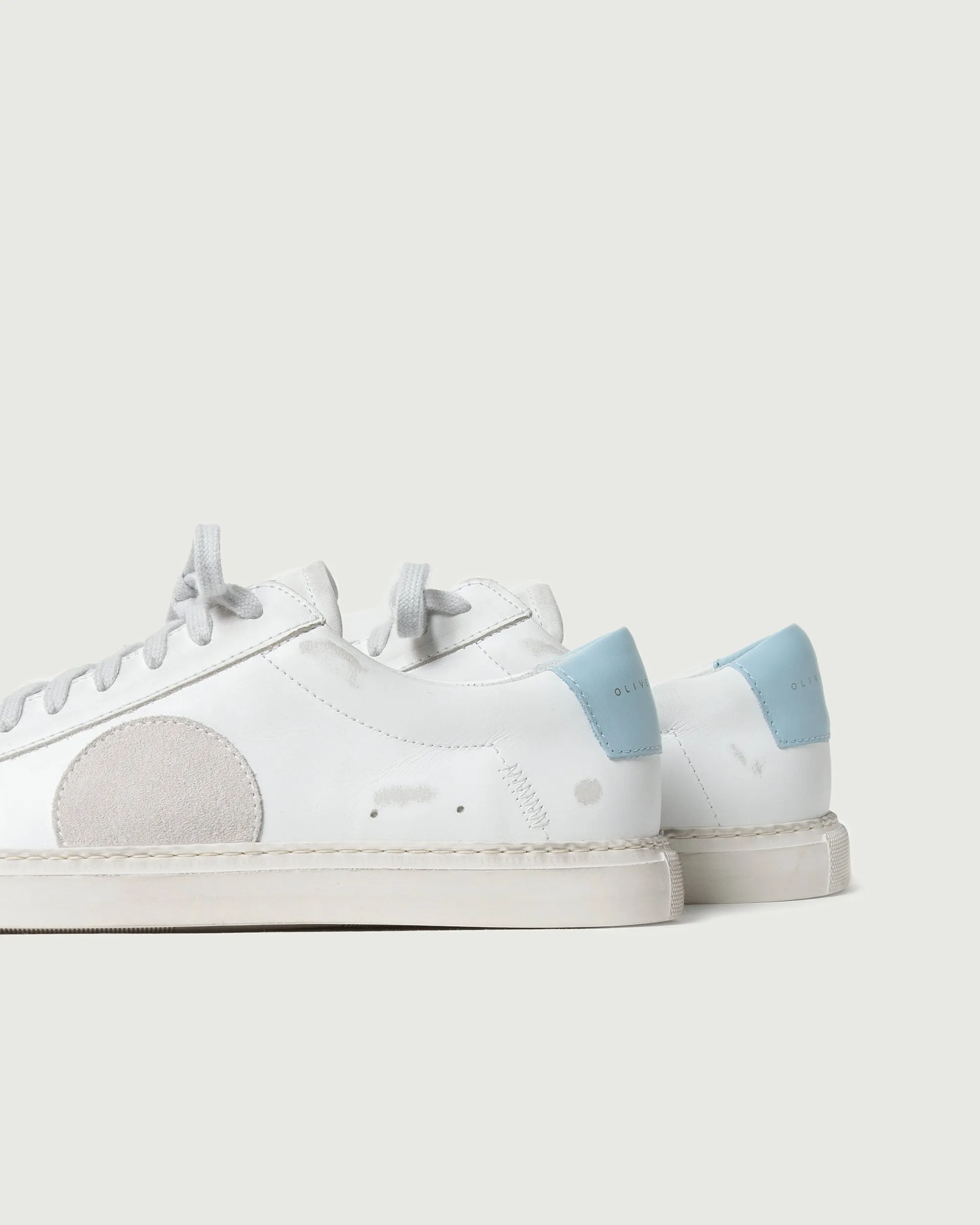 Low 1 | Bali sold by Oliver Cabell product image thumbnail 2