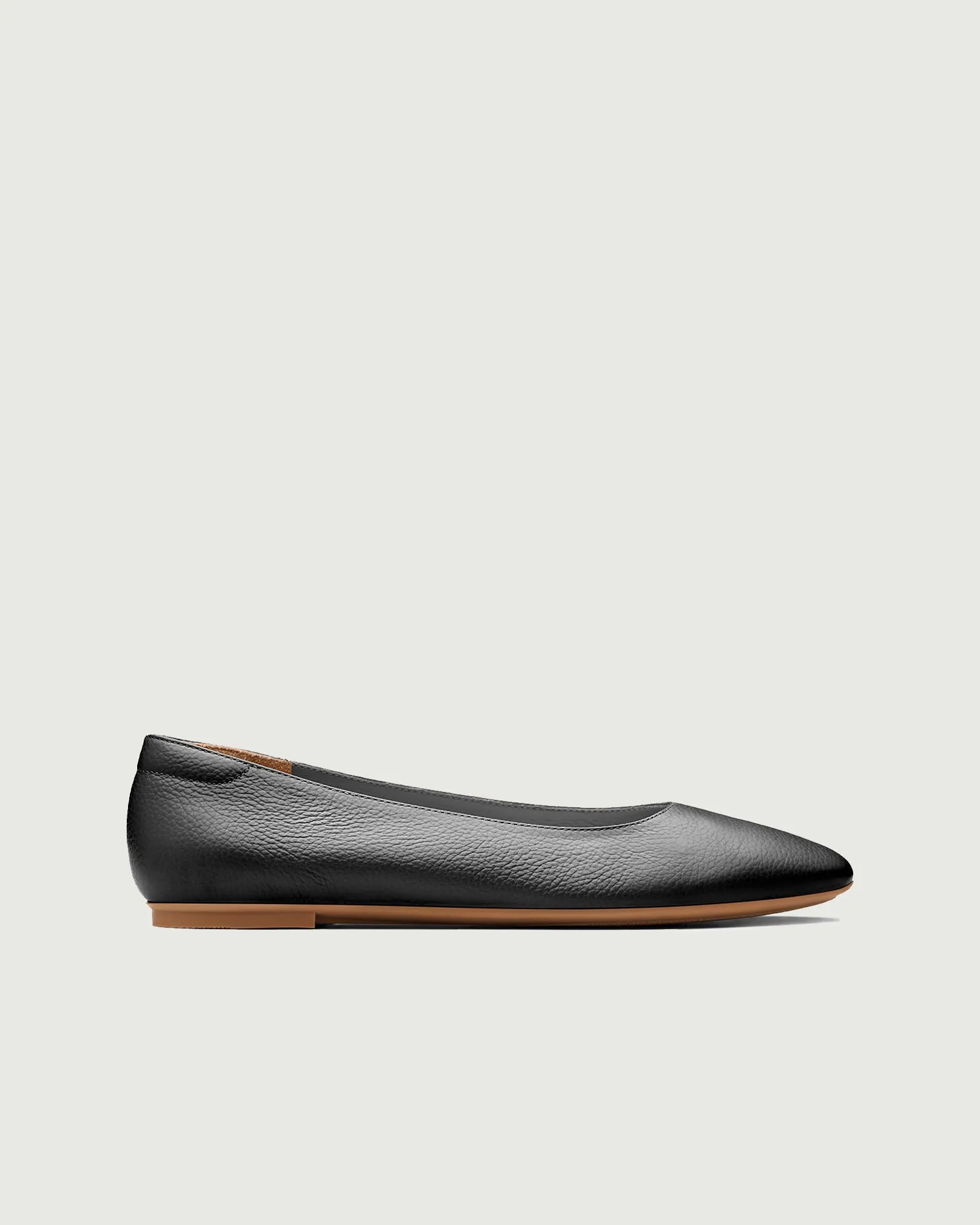 Dream Flat | Black sold by Oliver Cabell