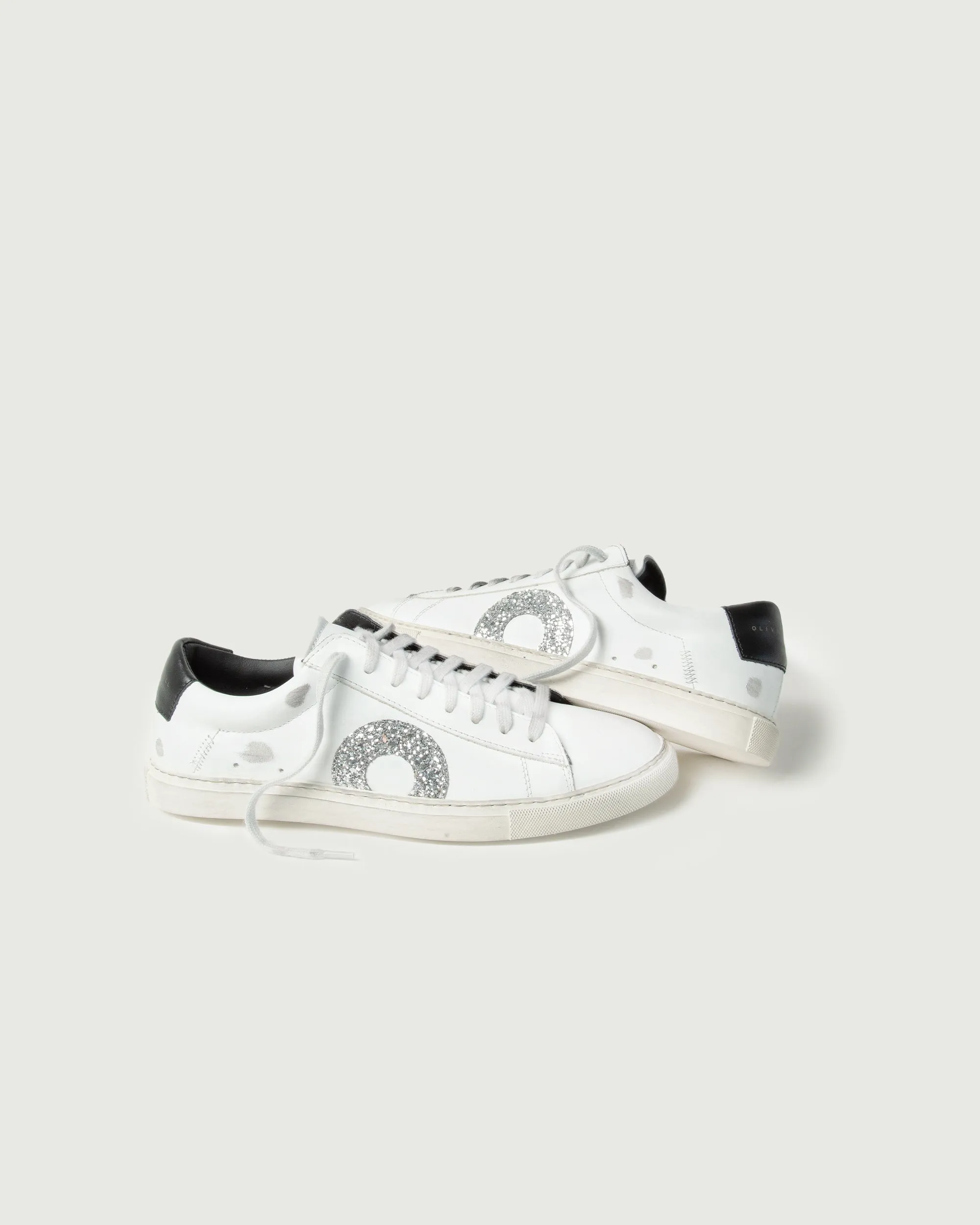 Low 1 | Essential sold by Oliver Cabell product image thumbnail 4