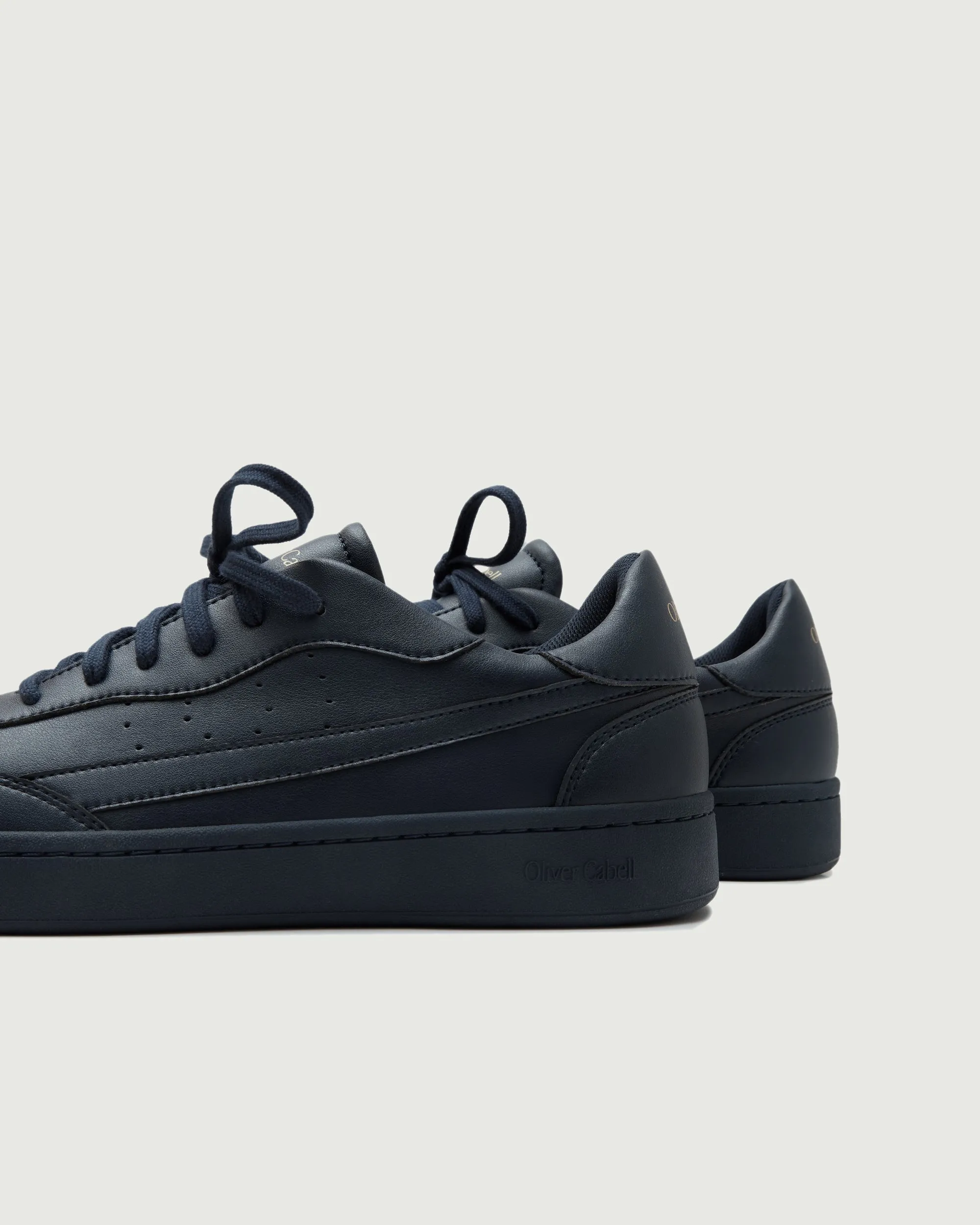 Vegan 581 | Eclipse sold by Oliver Cabell product image thumbnail 2