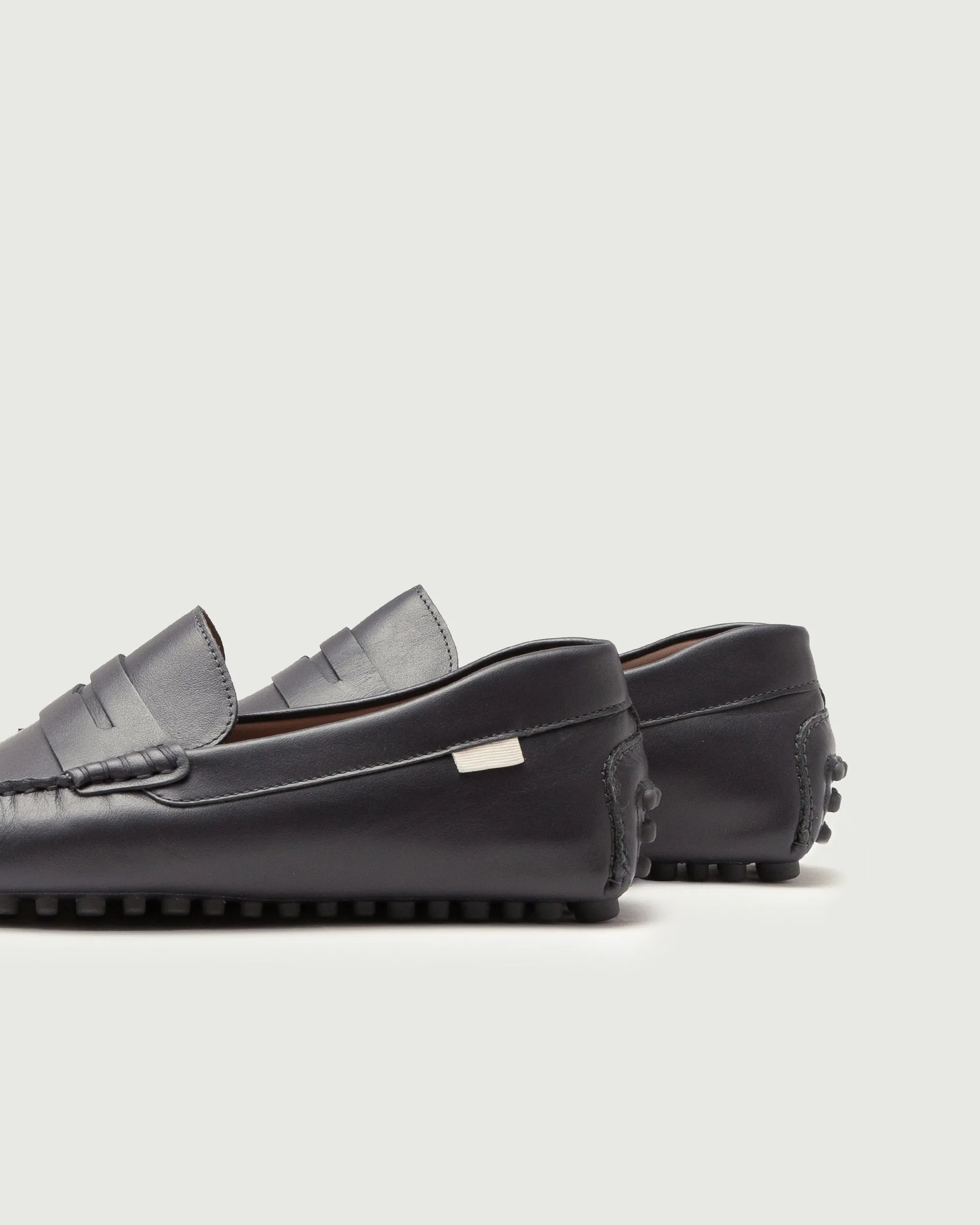 Driver | Charcoal Leather sold by Oliver Cabell product image thumbnail 2