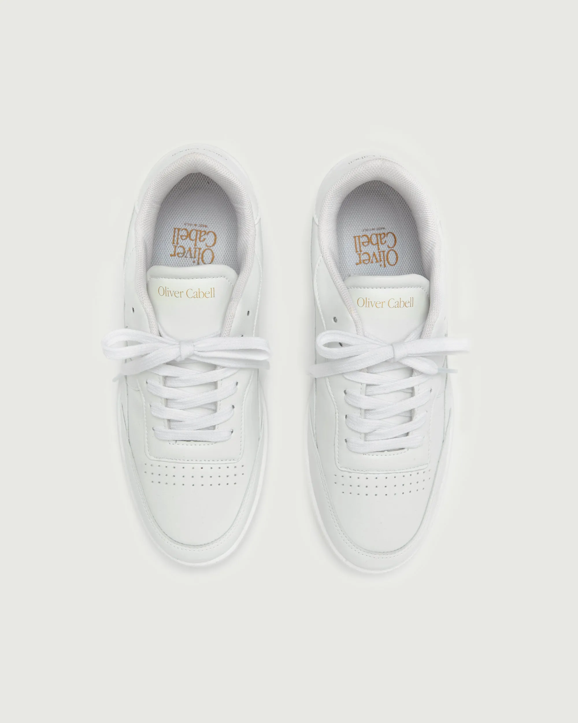 Vegan 581 | White sold by Oliver Cabell product image thumbnail 4