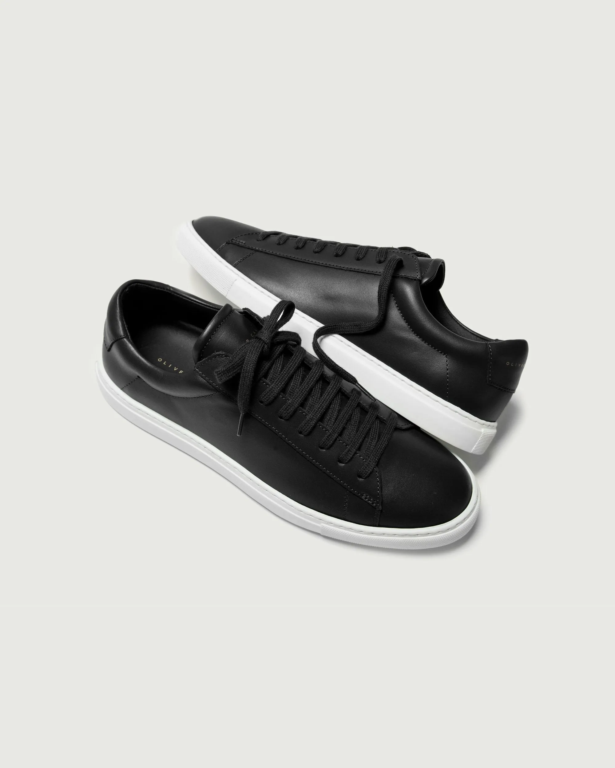 Low 1 | Black sold by Oliver Cabell product image thumbnail 4