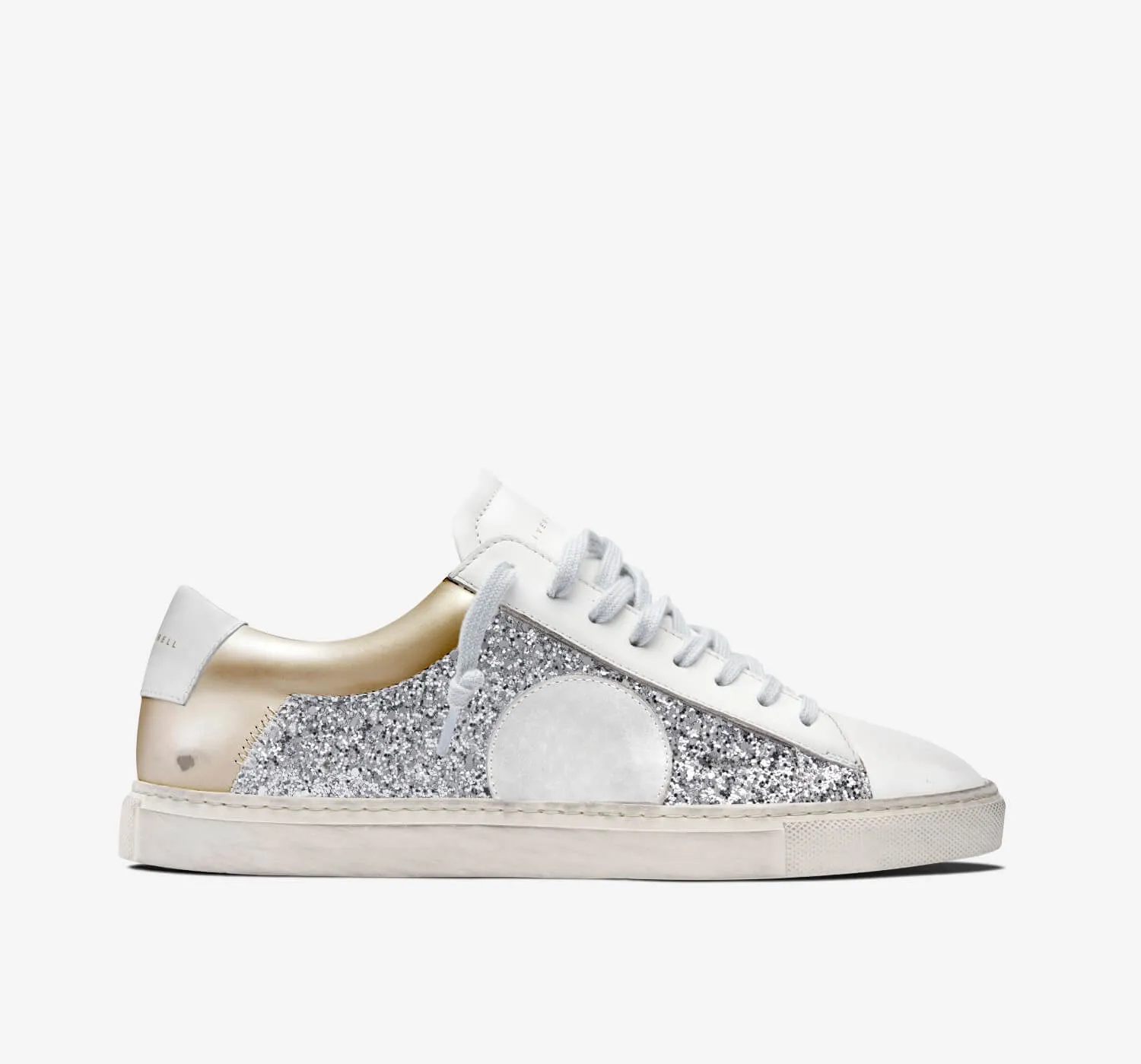 Low 1 | Bondi sold by Oliver Cabell