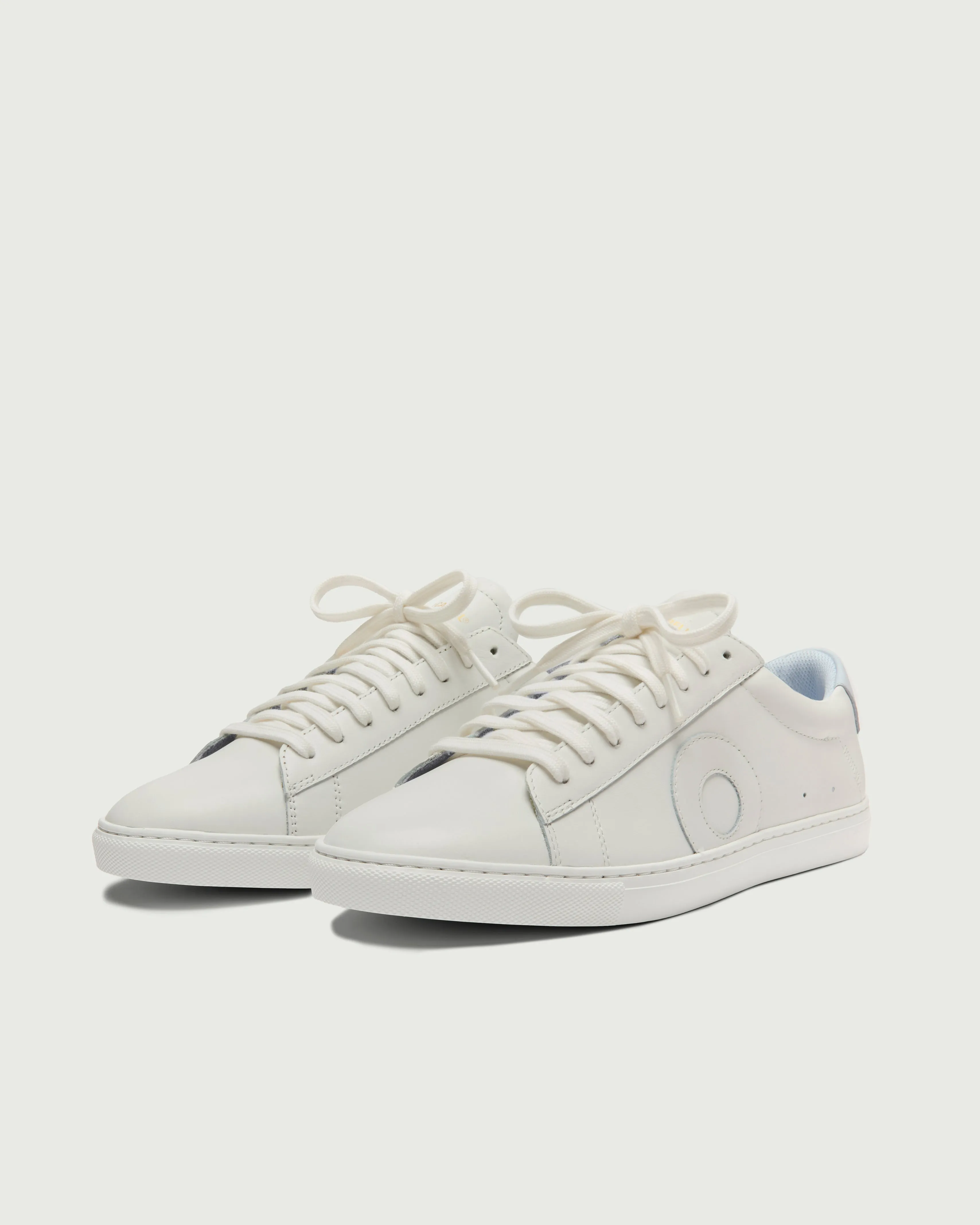 Low 1 | White / Arctic (Orthopedic) sold by Oliver Cabell product image thumbnail 2