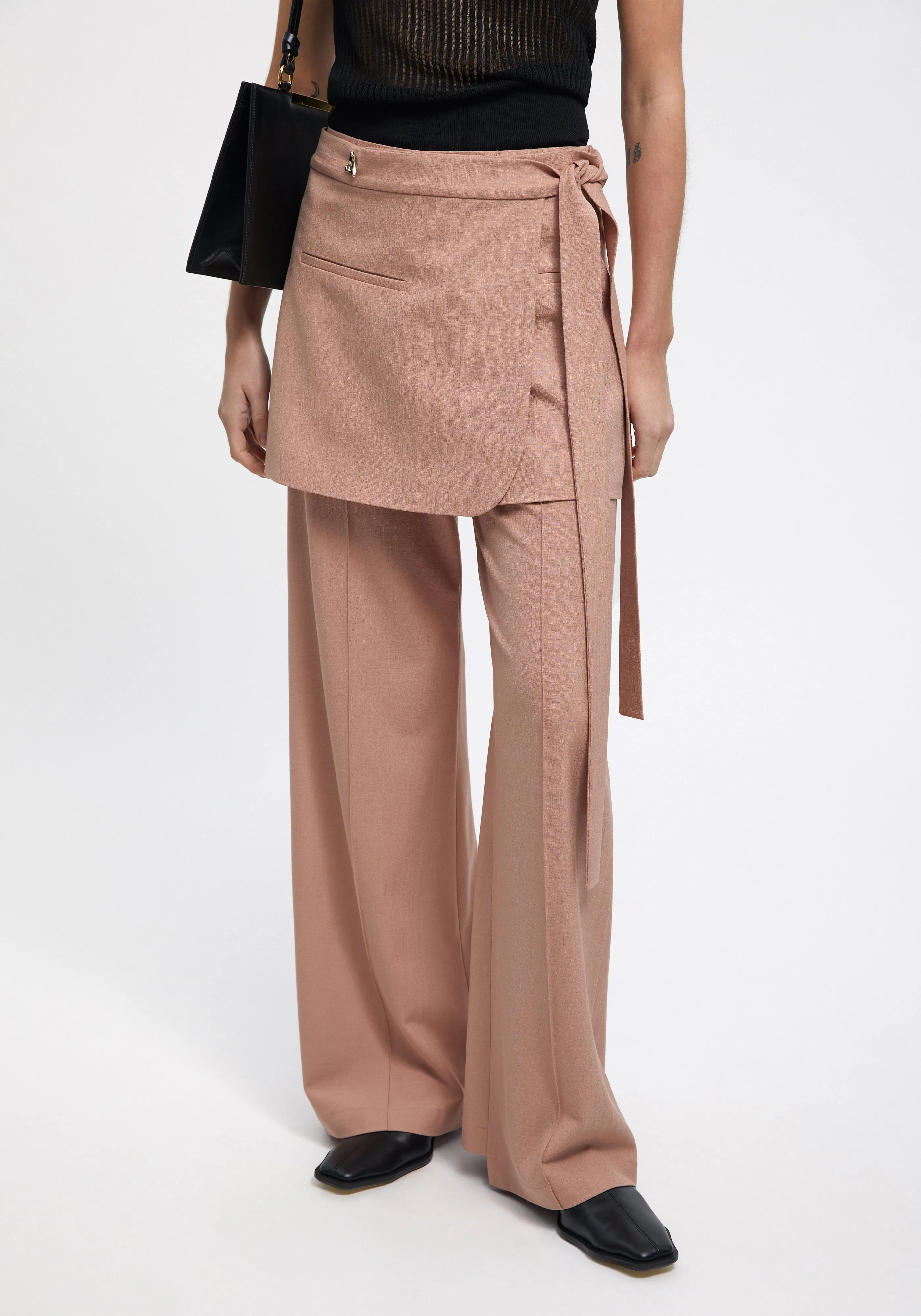 HURAA sold by AERON product image thumbnail 2