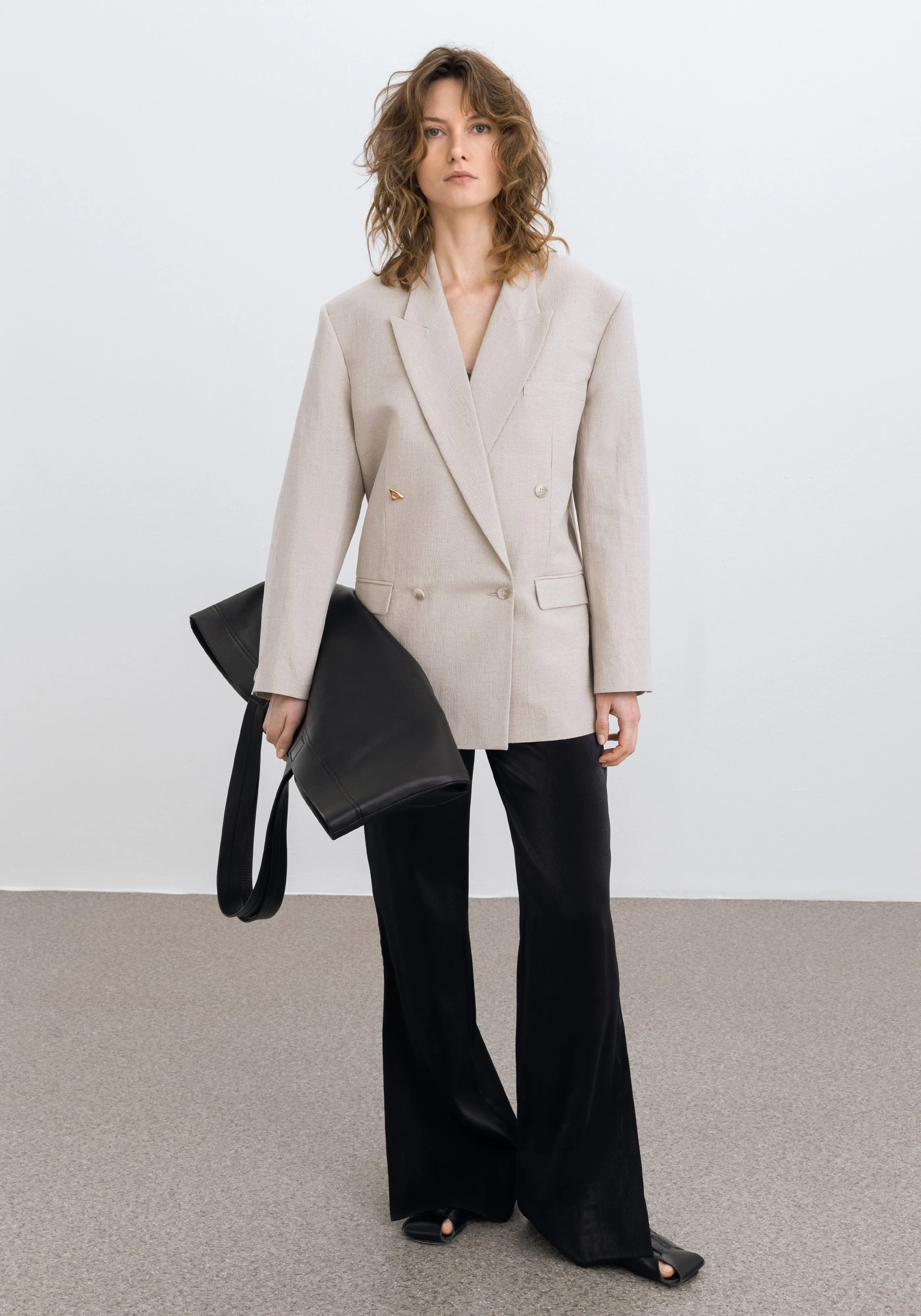 SAMPLE CONSTRUCT sold by AERON product image thumbnail 3