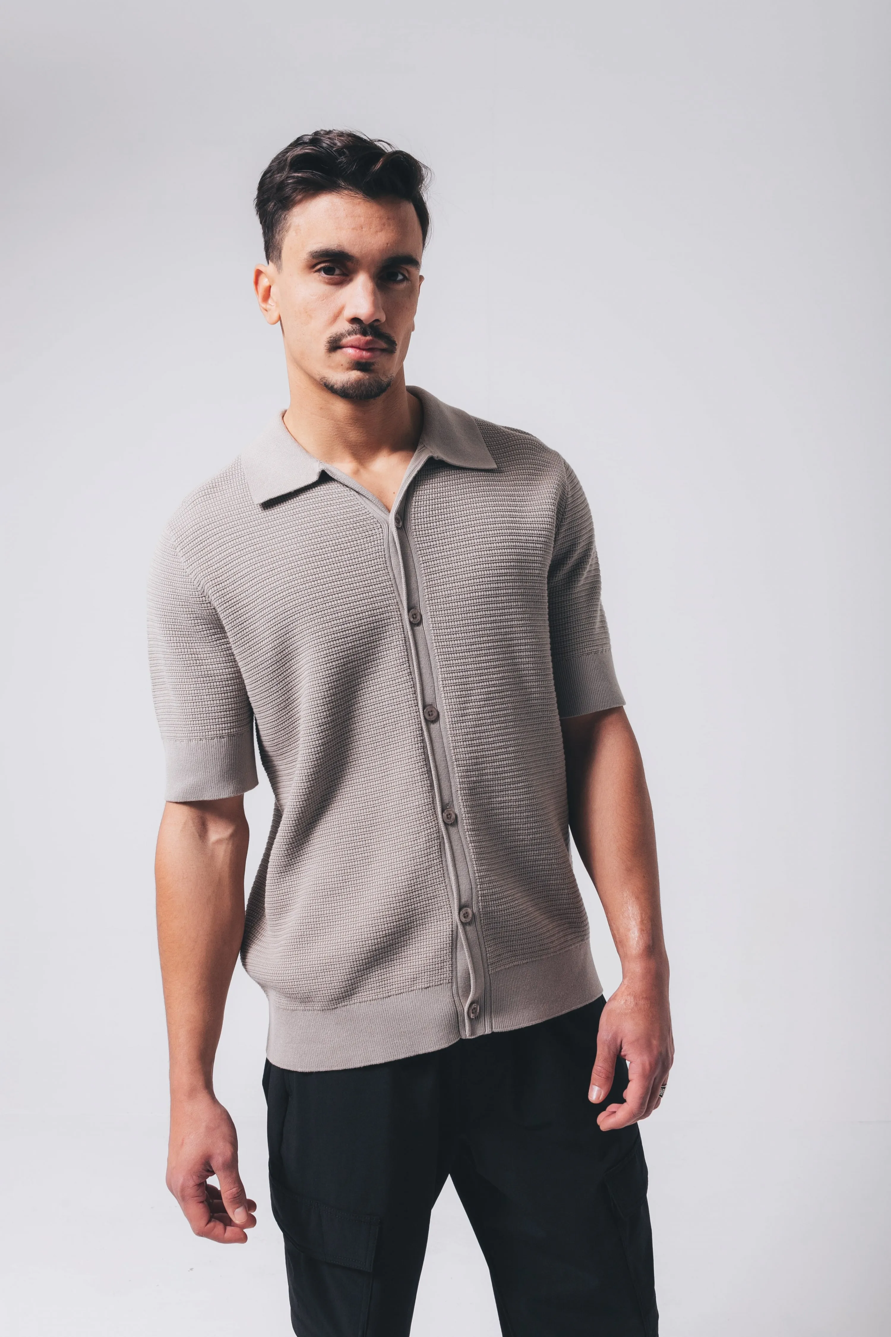 Maxwello knit | Taupe sold by Aeden Official product image thumbnail 2