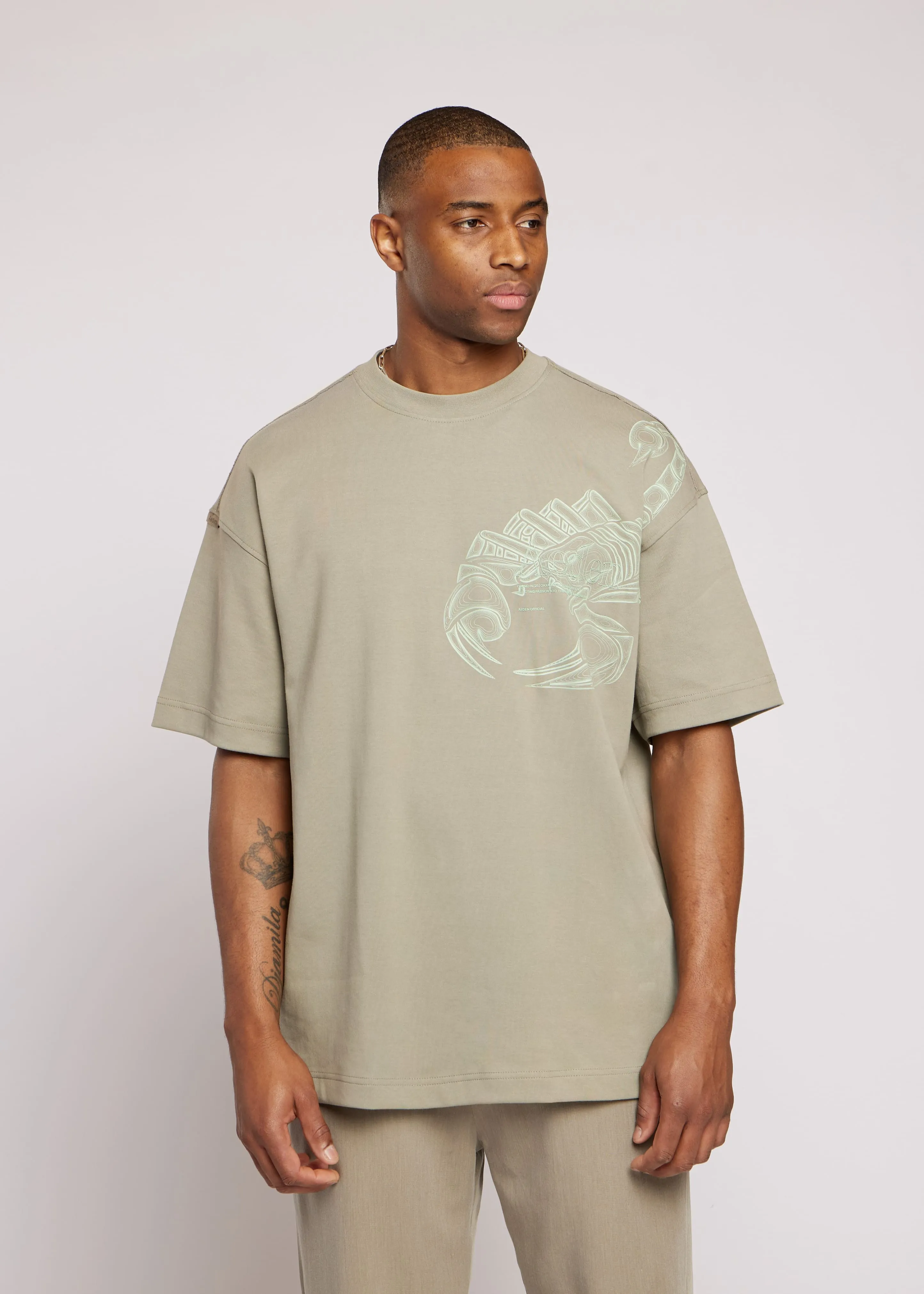 Merida Tee | Vetiver sold by Aeden Official