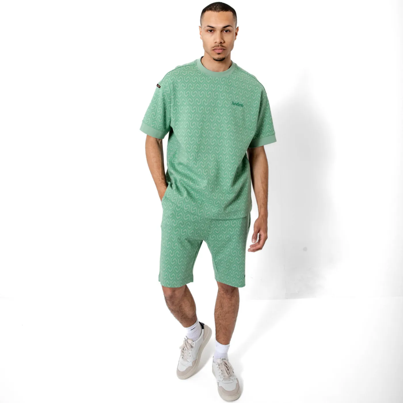 VINCE | MID GREEN AOP sold by Aeden Official product image thumbnail 3