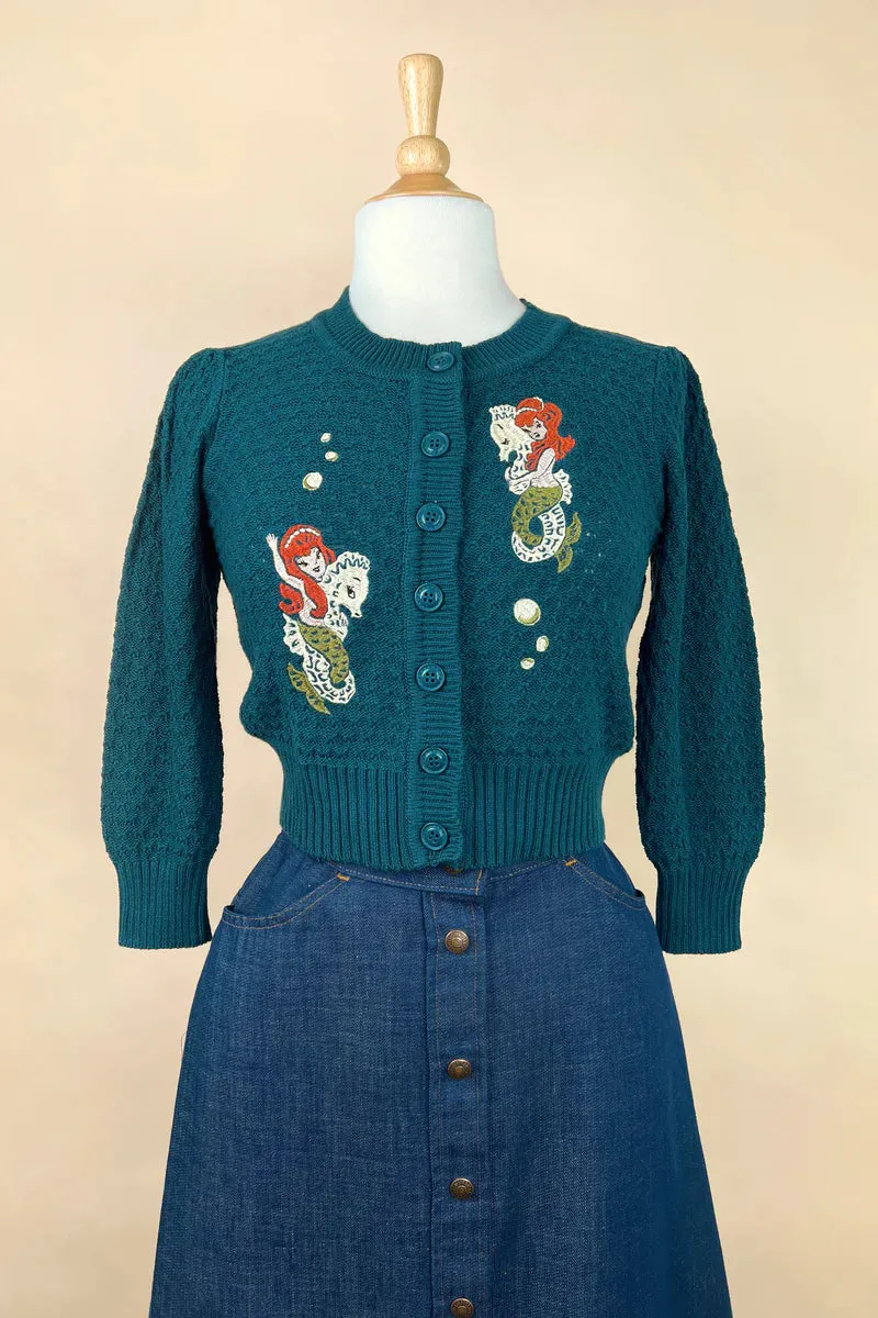 Cardigan Mermaid sisters - sarcelle (précommande) sold by Vintage Romance product image thumbnail 4